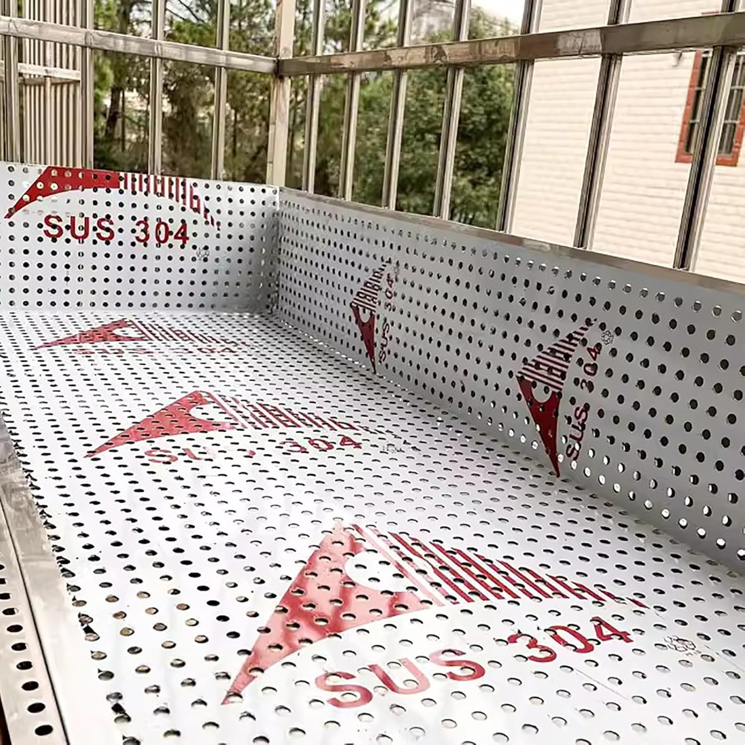 Arkusz Perforowanej Siatki Ze Stali Nierdzewnej 304 | 1 szt. Panele siatkowe o grubości 0,3 mm, metal dekoracyjny, przegrody zabezpieczające balkon(40x100cm)