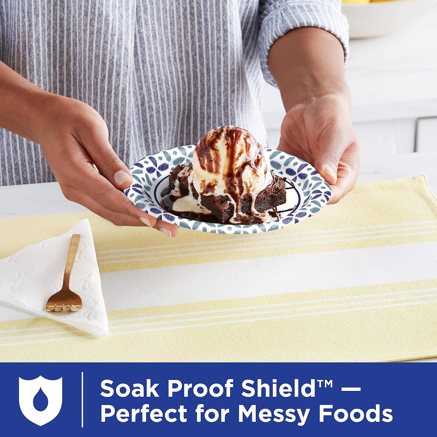 Dixie Ultra Disposable Paper Plates, 6 7/8 inch, Dessert or Snack Size Printed Disposable Plates, 44 count (Pack of 1)