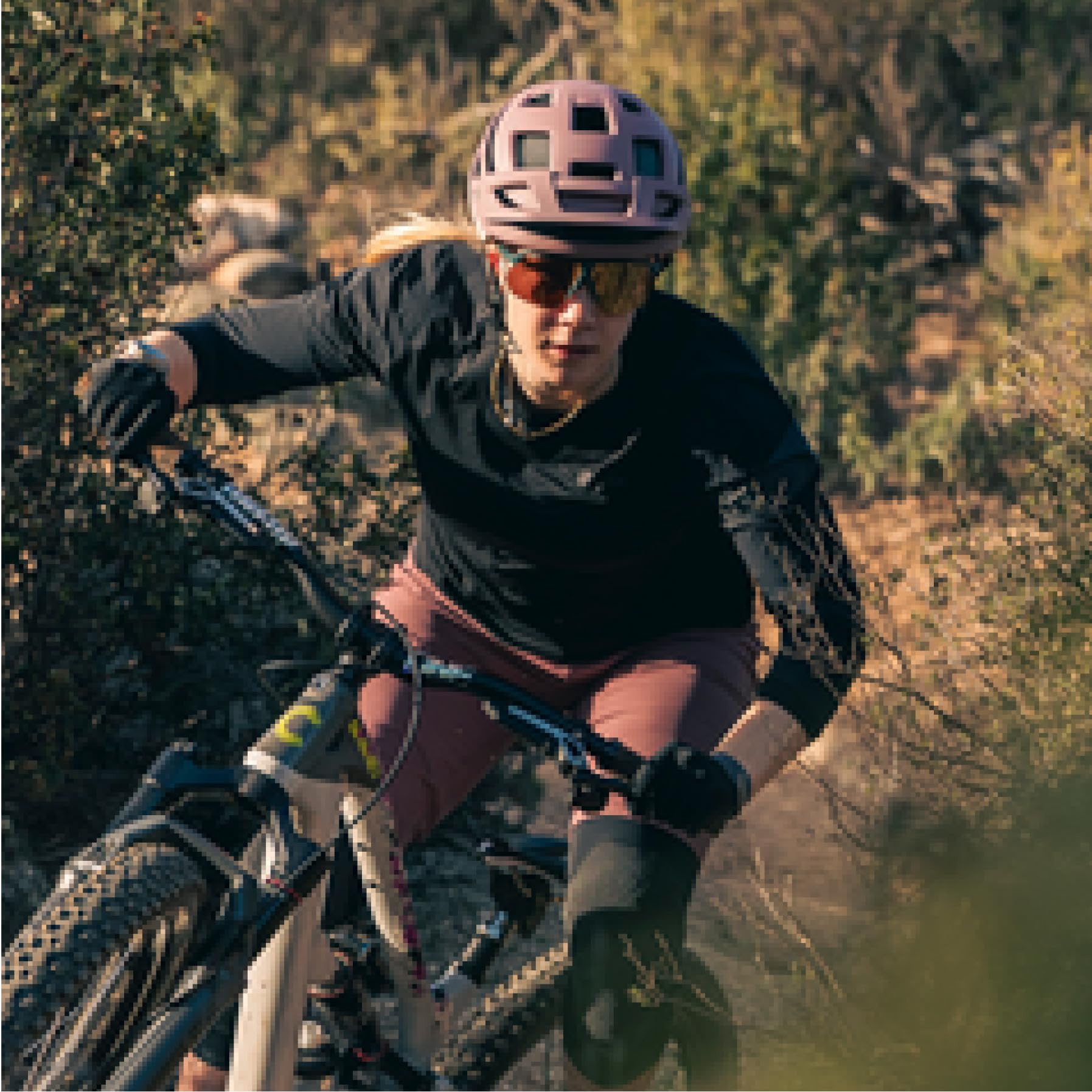 Amazon | SMITH Forefront 2 MIPS バイクヘルメット マットアーカイブ