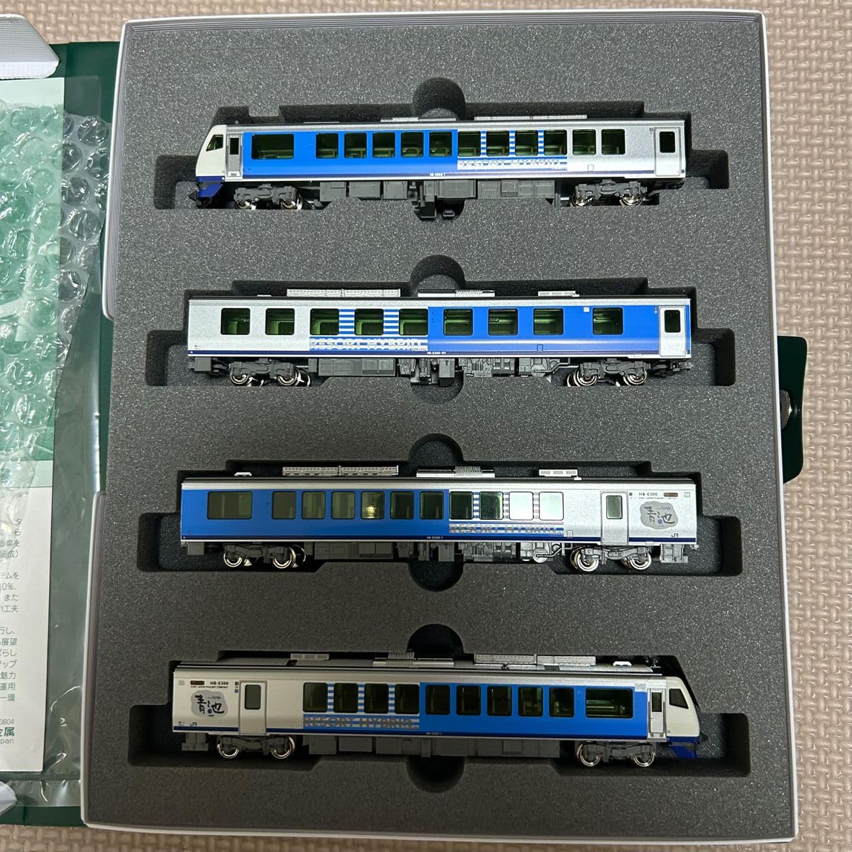 KATOリゾートしらかみ（青池編成）4両セット KATO HB-E300系「リゾートしらかみ」(?編成) 4両セット Nゲージ