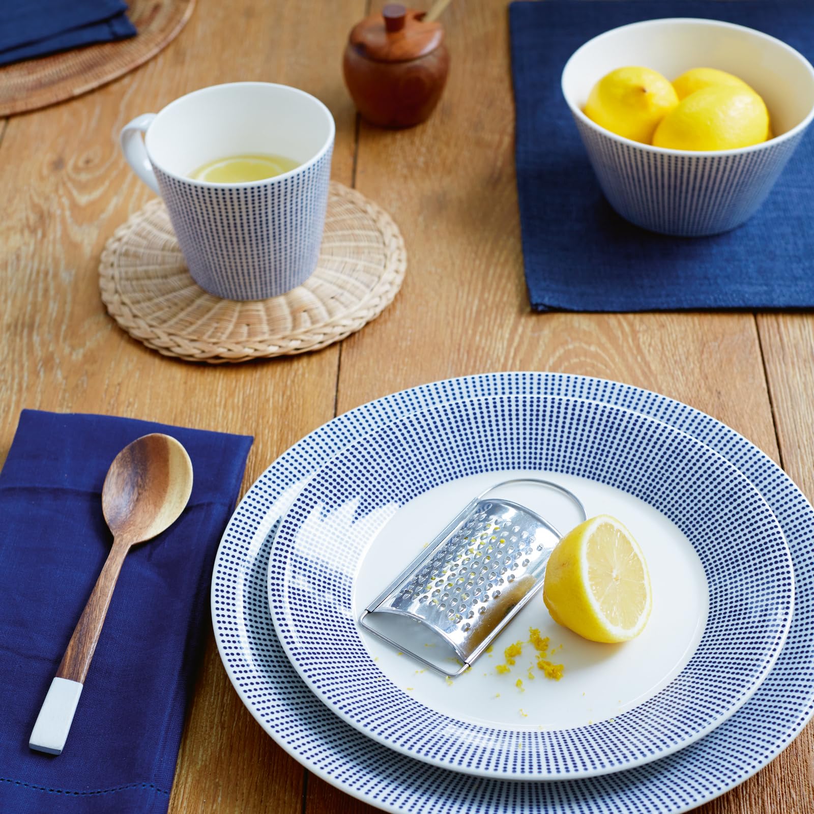 Pacific Geschirr-Set, blaue Punkte, 16-teilig Küche, Haushalt & Wohnen