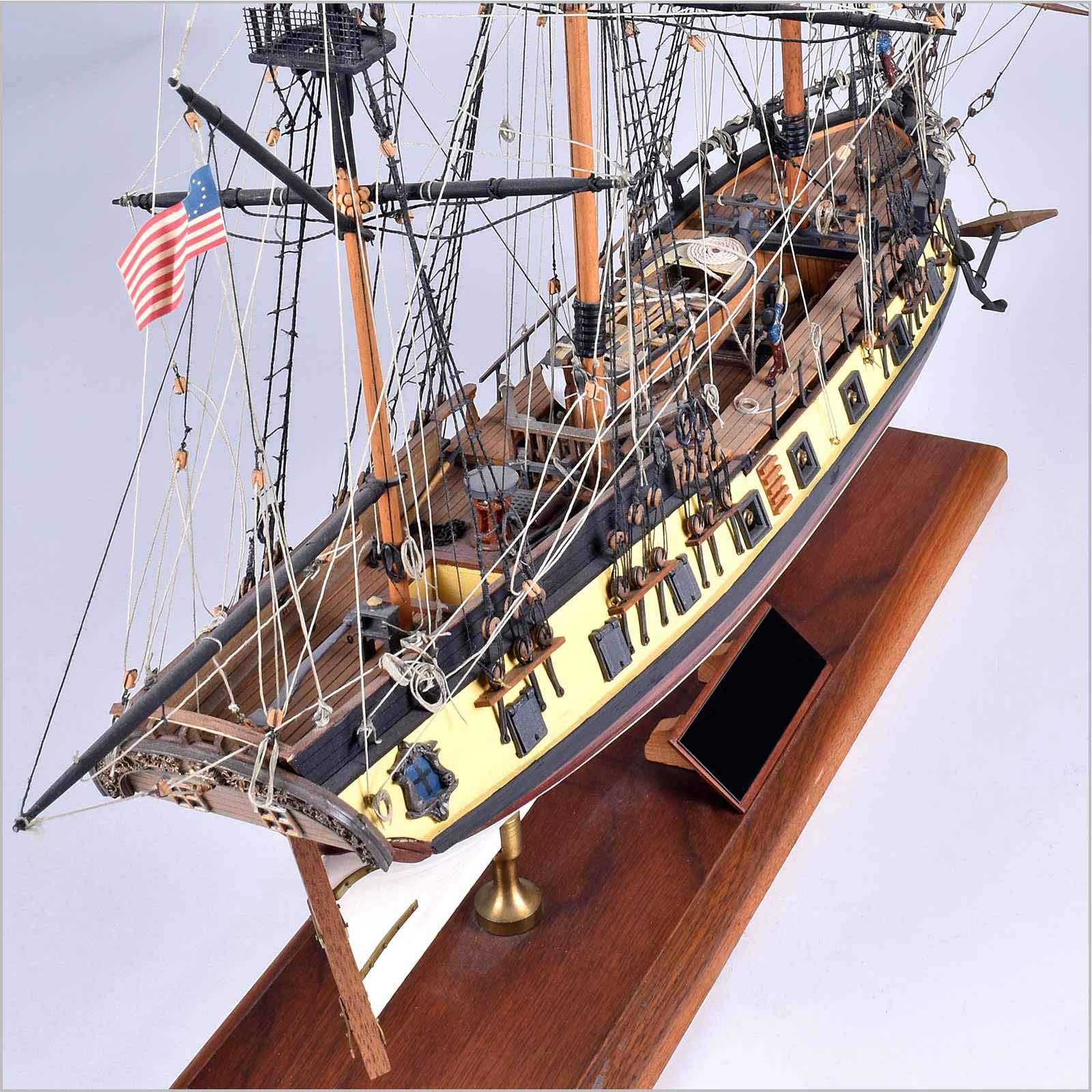 Model Shipways Rattlesnake US Privateer 164 Scale Wood Ship Model Kit