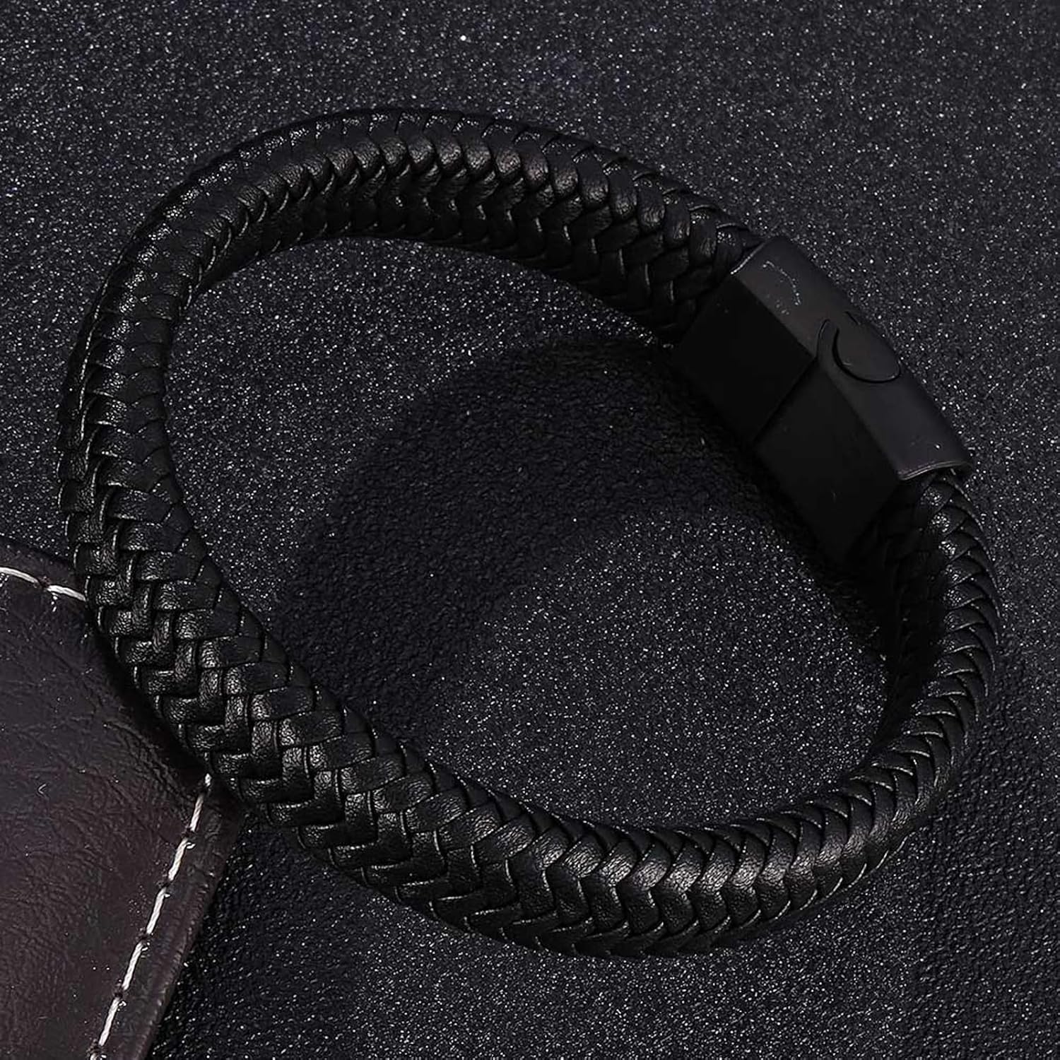 Men's Leather Bracelet, Stackable Stainless Steel Clasp Bracelets for Men Stylish Birthday, Thanksgiving, Valentine's Day Gift for My Man