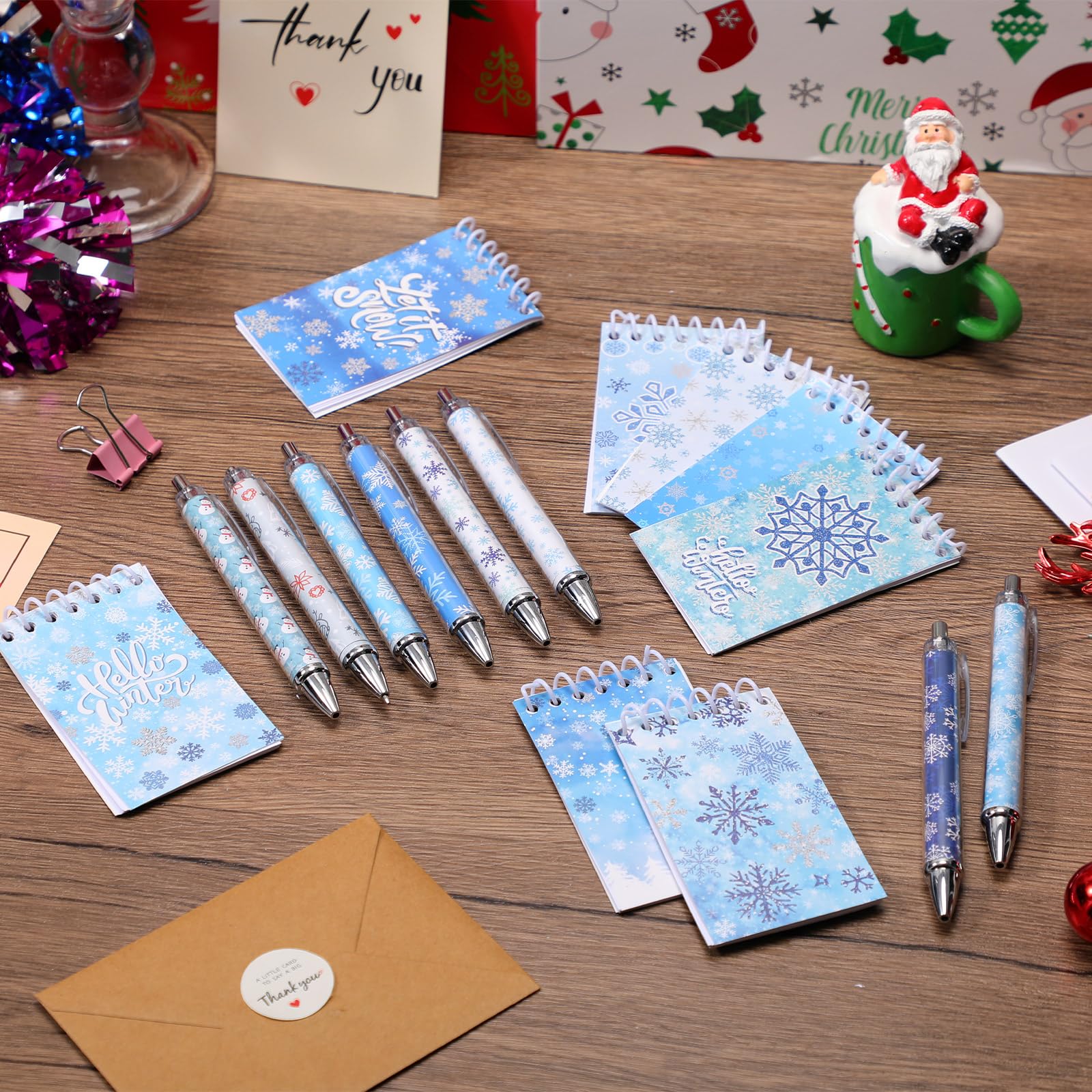 Gueevin 64 quaderni a spirale invernali con fiocchi di neve con penne a sfera, penne a forma di fiocchi di neve, blocco note di Natale, articoli di cancelleria per studenti, set regalo per ufficio