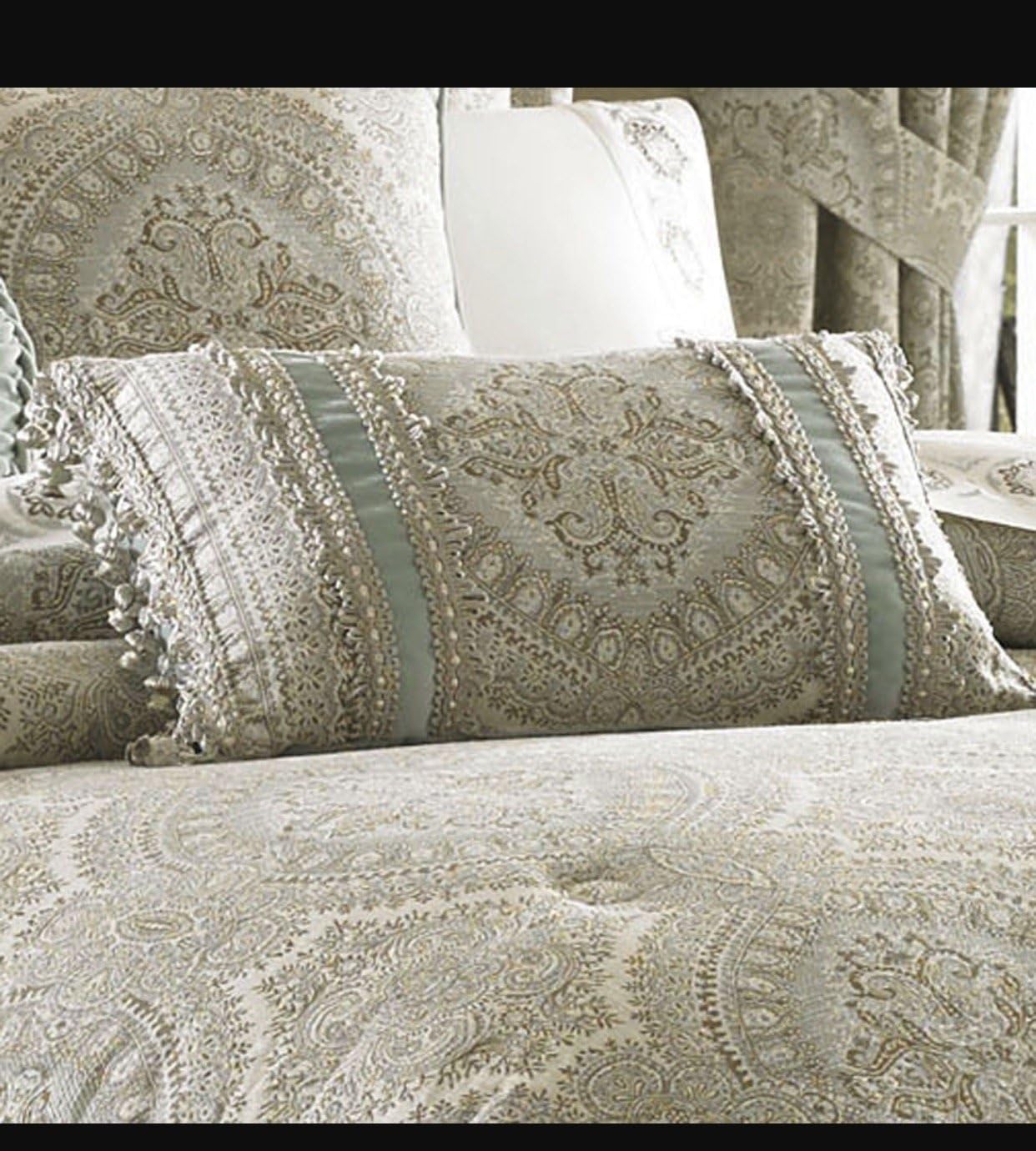 Five Queens Court Carlina Boudoir Decorative Throw Pillow, Powder Blue, 21x15