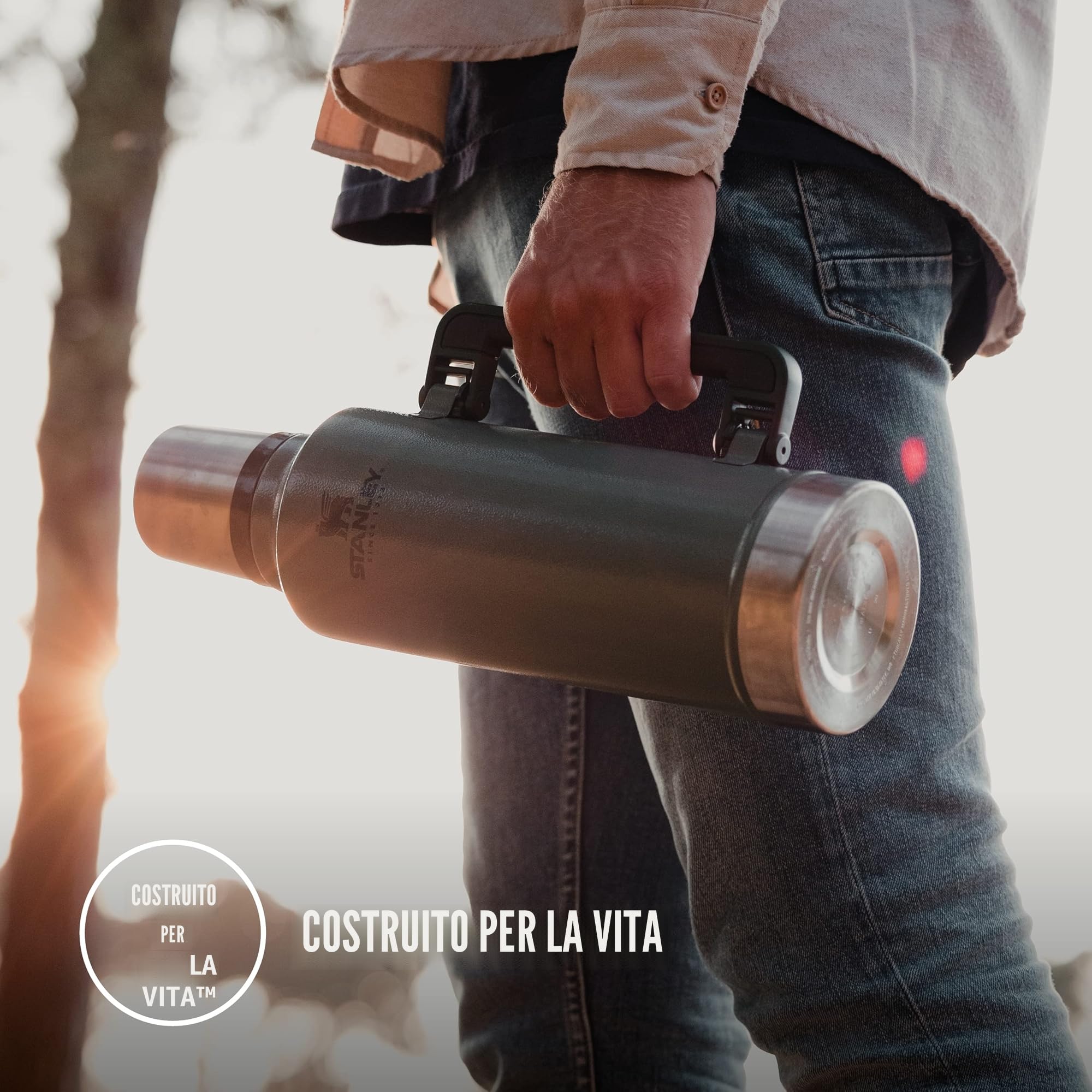 Stanley Classic Legendary Thermos 1.4L - Mantiene La Temperatura 40 Ore (Caldo/Freddo) - Borraccia Termica - Senza BPA - Acciaio Inox - Termos - Hammertone Green | Mantiene il caldo o il freddo per 40 ore, a prova di perdite, lavabile in lavastoviglie, bo