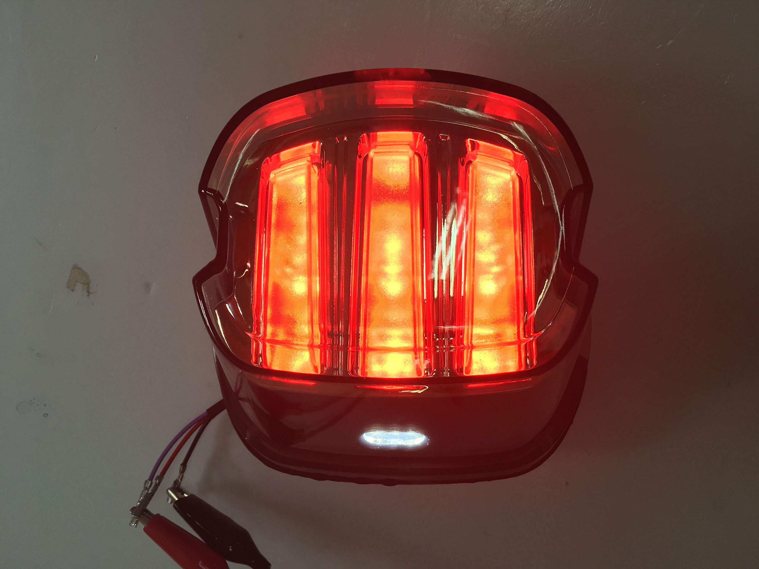 SXMA LED Targa del freno Eagle Claw Black LED Luce posteriore Freno posteriore Lampada posteriore con indicatore di direzione per Motociclo
