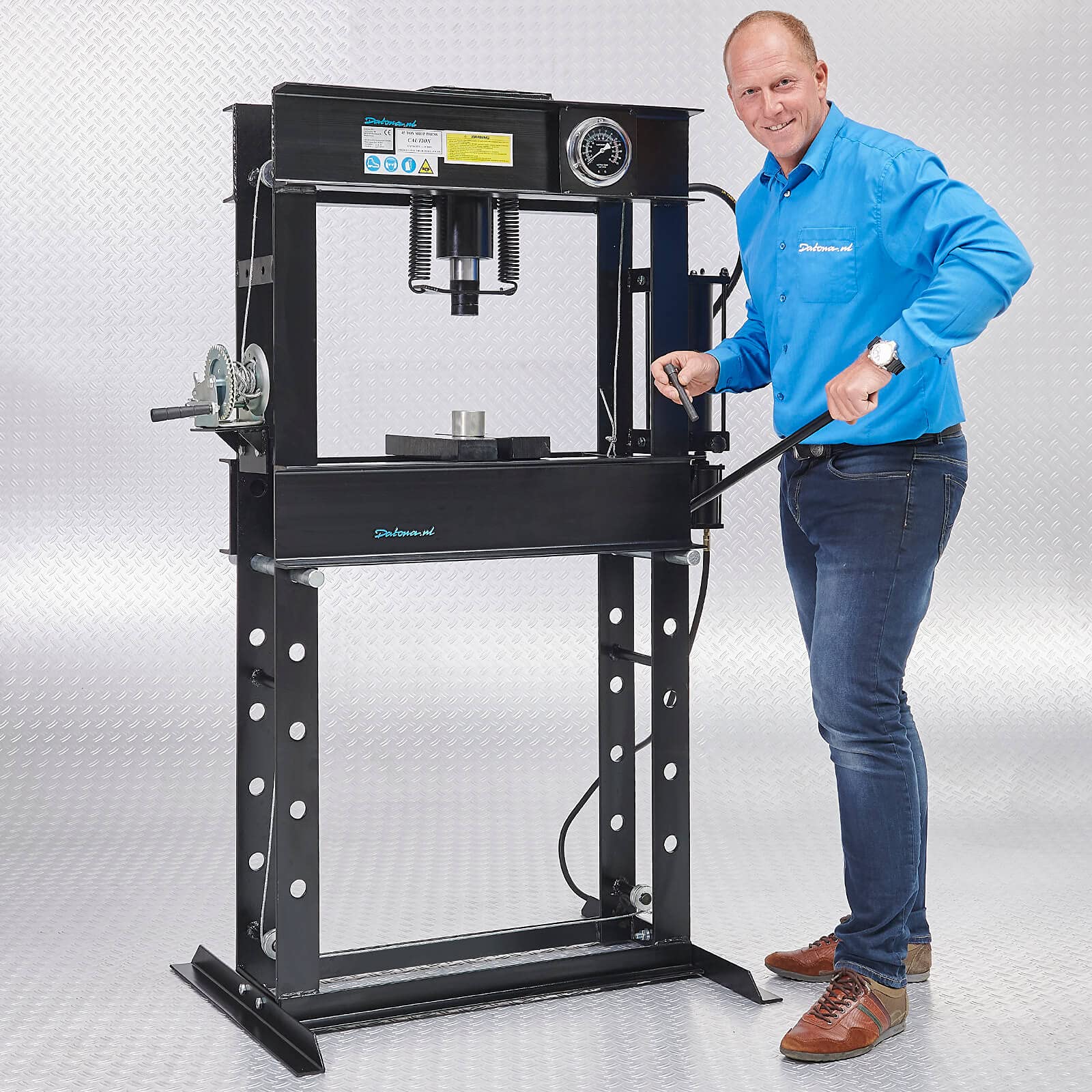 Datona Hydropneumatische Werkstattpresse mit Handwinde - 45t
