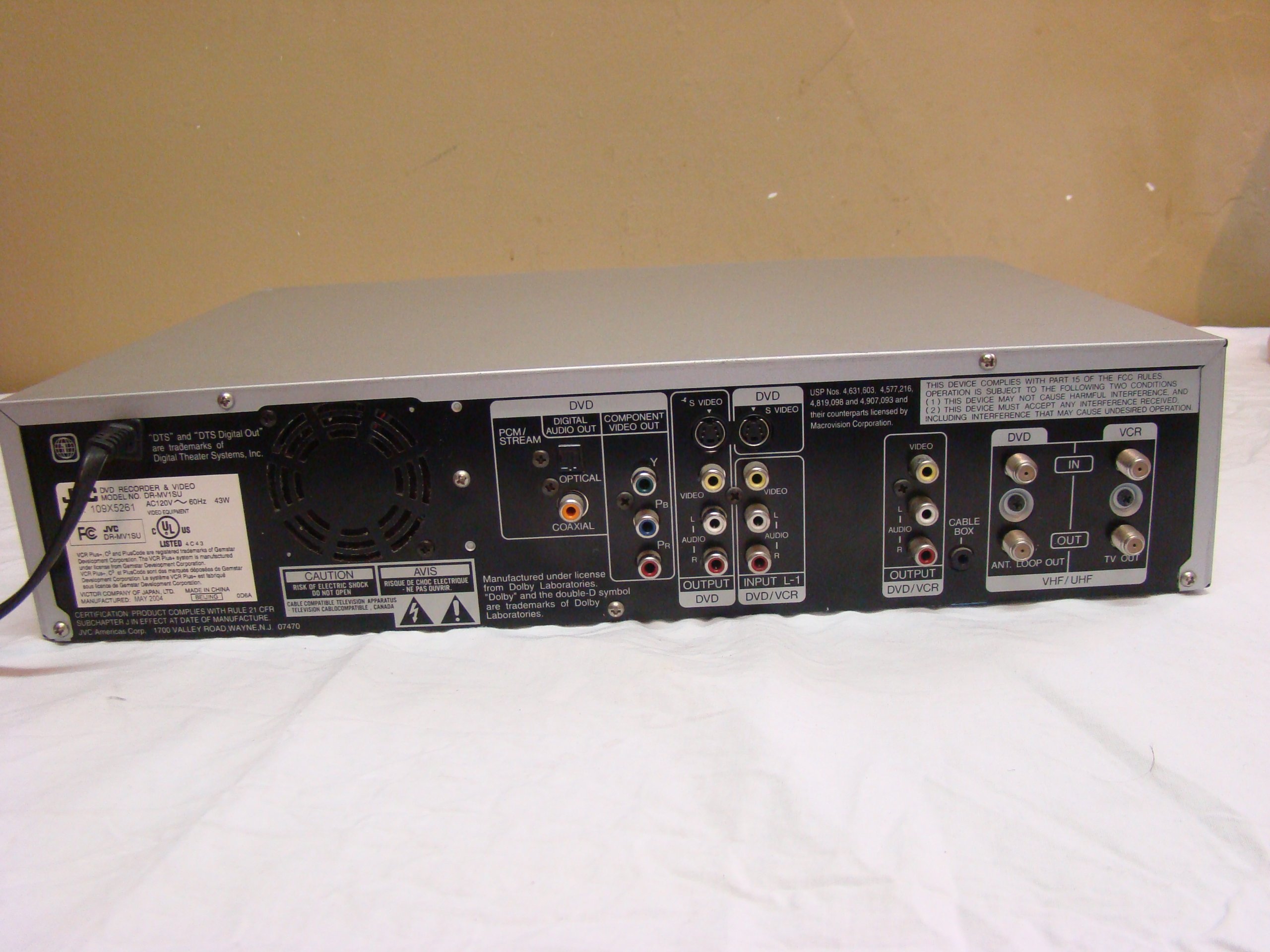 JVC DR-MV1SU Enregistreur DVD et Hi-Fi VHS VCR Combo/Double Tuner