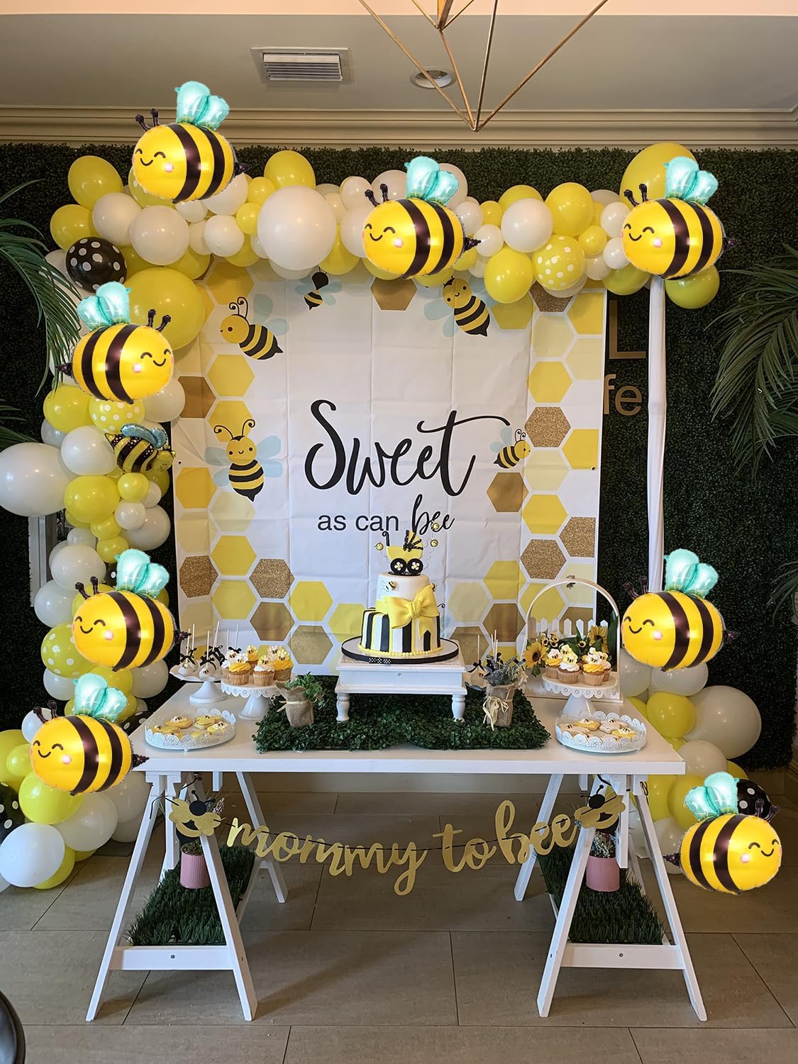 12PCS Bee Balloons, Bee Day Honeycomb Sunflower Theme Baby Shower, Boys and Girls Birthday Party Supplies Decorations.