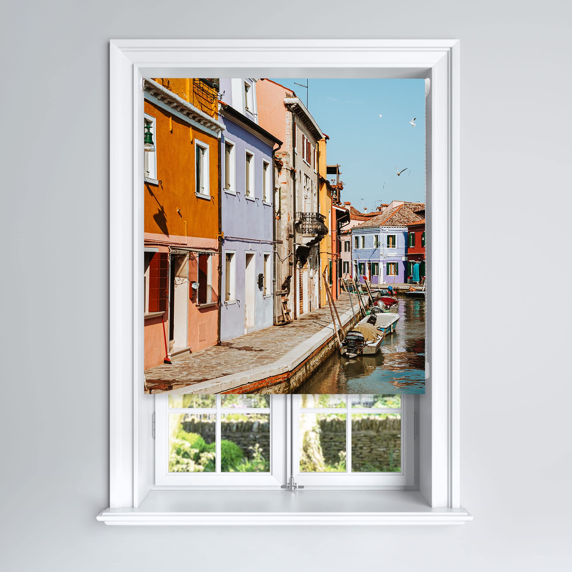B&Q -  Photographic Blackout Roller Blinds For Bedroom Windows(120 X 140 Cm)Colored Venice
