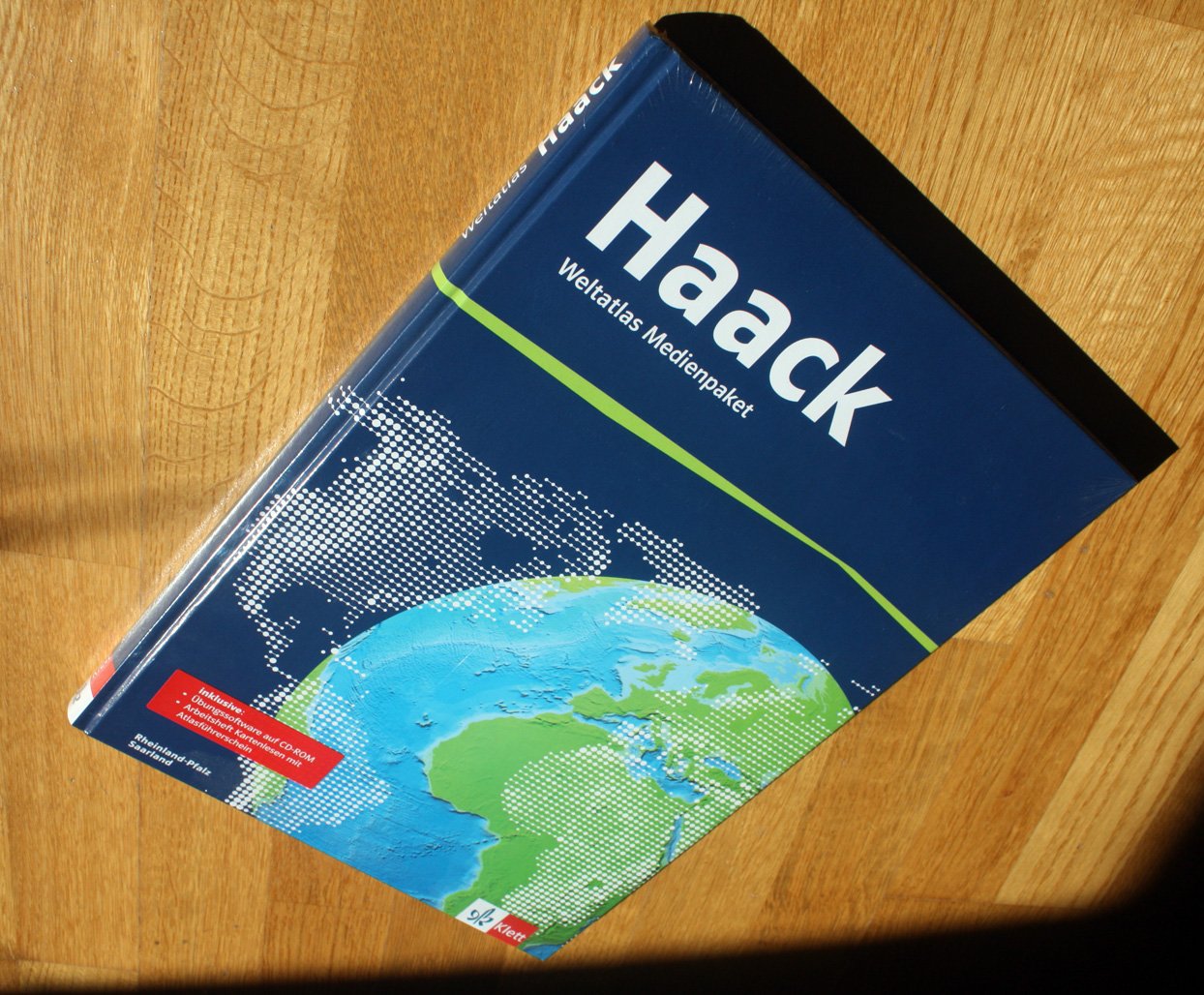 Der Haack Weltatlas - Ausgabe Rheinland-Pfalz und Saarland: Weltatlas Medienpaket (inkl. Übungssoftware auf CD-ROM und Arbeitsheft Kartenlesen mit Atlasführerschein)