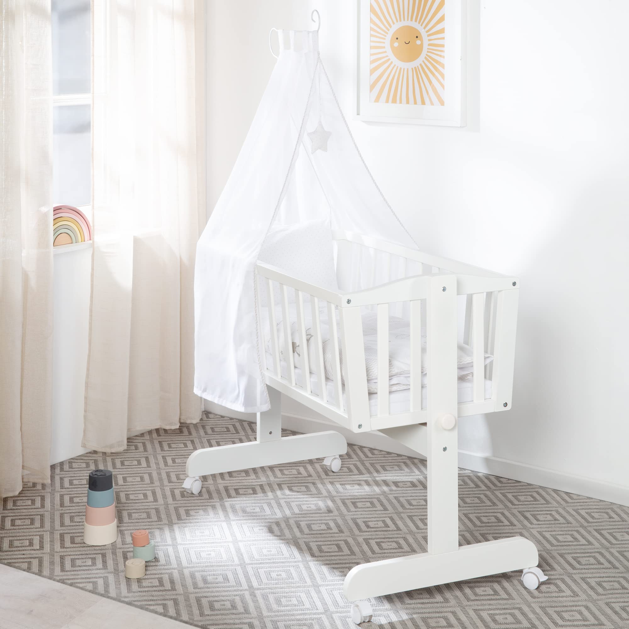 Image secondaire de Berceau à Bascule Fox & Bunny en Bois Laqué Blanc avec Literie Complète