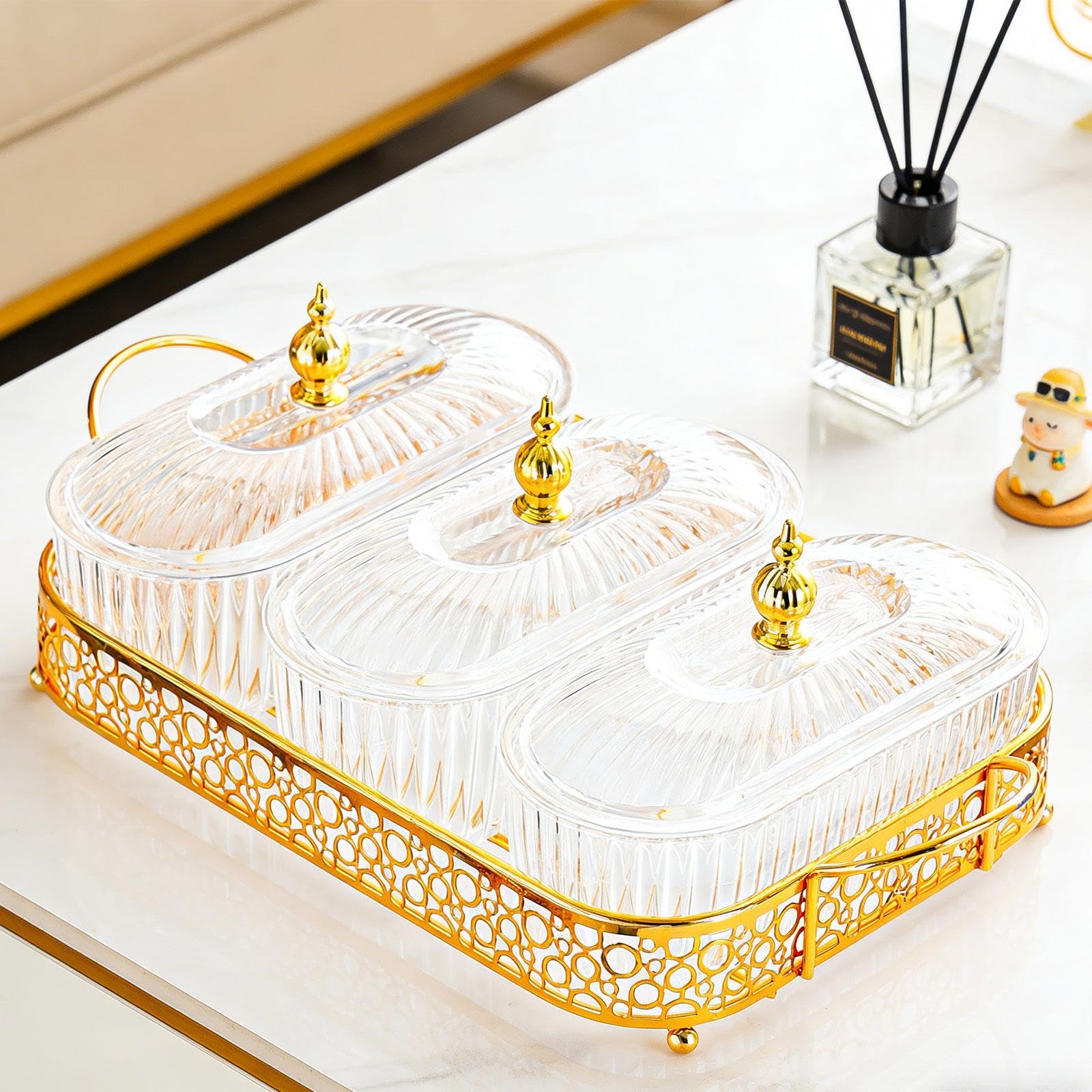 Plateau à Condiments avec Compartiments et Couvercle Amovible. Structure Légère et Raffinée En PP. Idéal pour La Salle à Manger, La Cuisine et Les Réu, Clair, 3 Grille