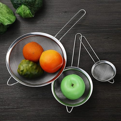 Miniatura 9 de Eleen Colador de acero inoxidable  Juego de 3 coladores de cocina disponibles (S, M, L)  Coladores perfectos para uso en cocina  Colador de malla