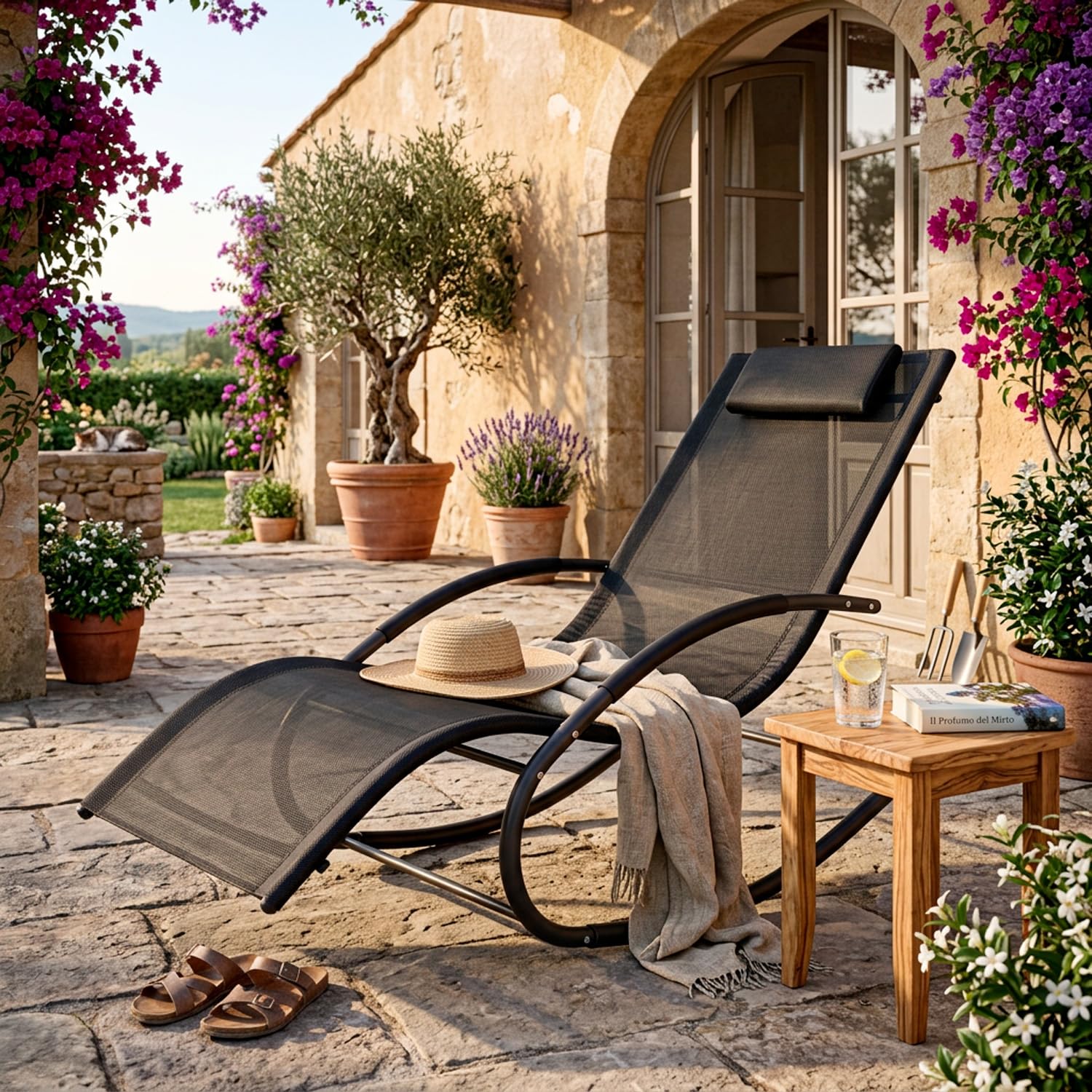 Sedia Relax Basculante Da Esterno Con Poggiatesta Imbottito Poltrona Ergonomica A Dondolo In Textilene Traspirante Per Giardino Piscina Veranda Outdoor 160 x 65 x 90 Cm Nero