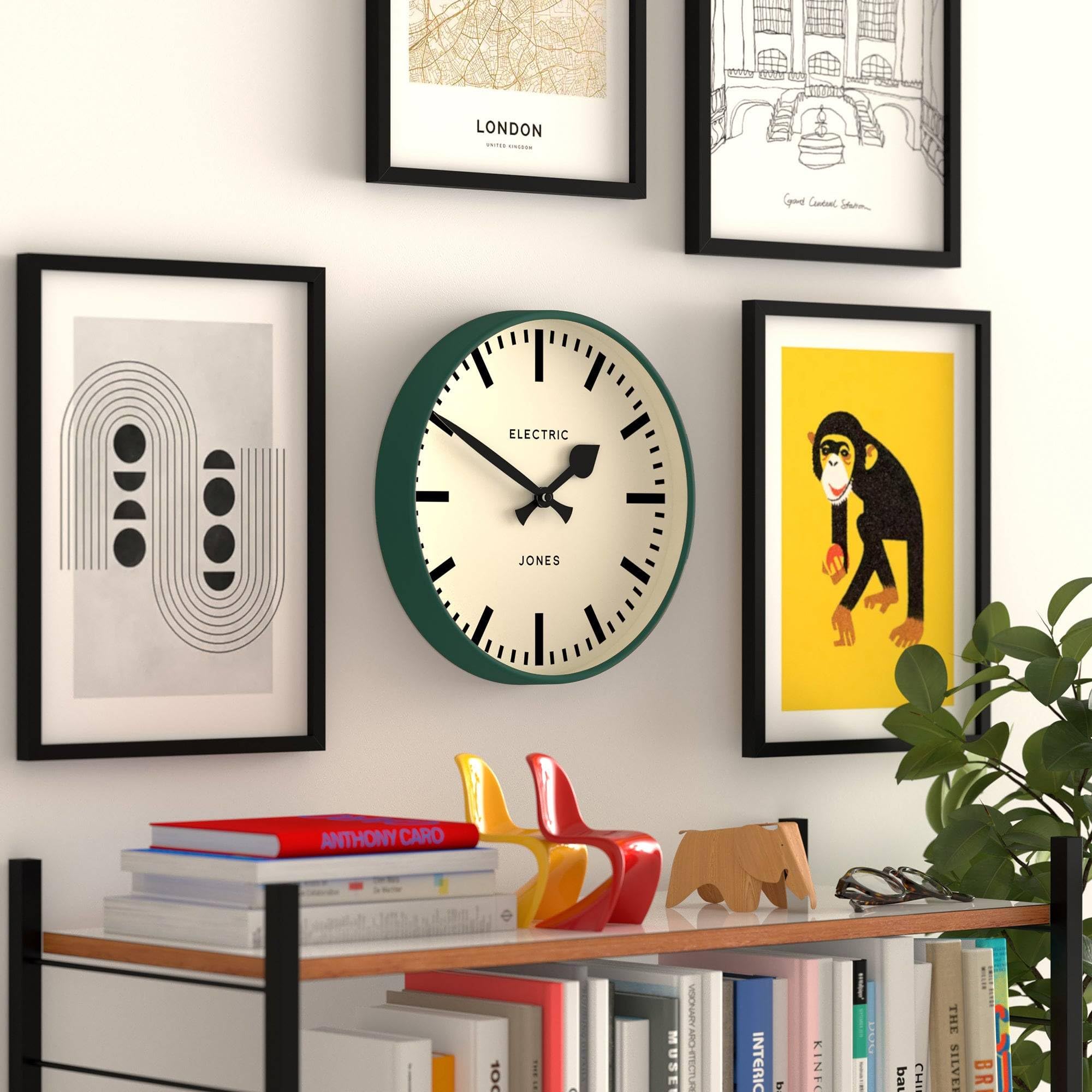 Jones Clocks® Tiger Orologio a parete | Orologio moderno della stazione rotonda | 30cm | Verde scuro | Look di design interessante per cucina, soggiorno o ufficio