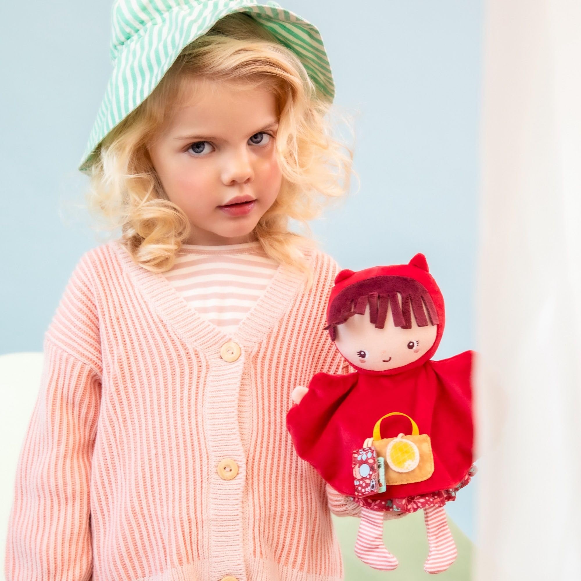 Lilliputiens - Handpuppe Rotkäppchen - Interaktives Spielzeug für Kinder - Perfekt, um das bekannte Märchen und andere Geschichten zu erzählen - Fördert Fantasie und Kreativität - Ab 2 Jahren