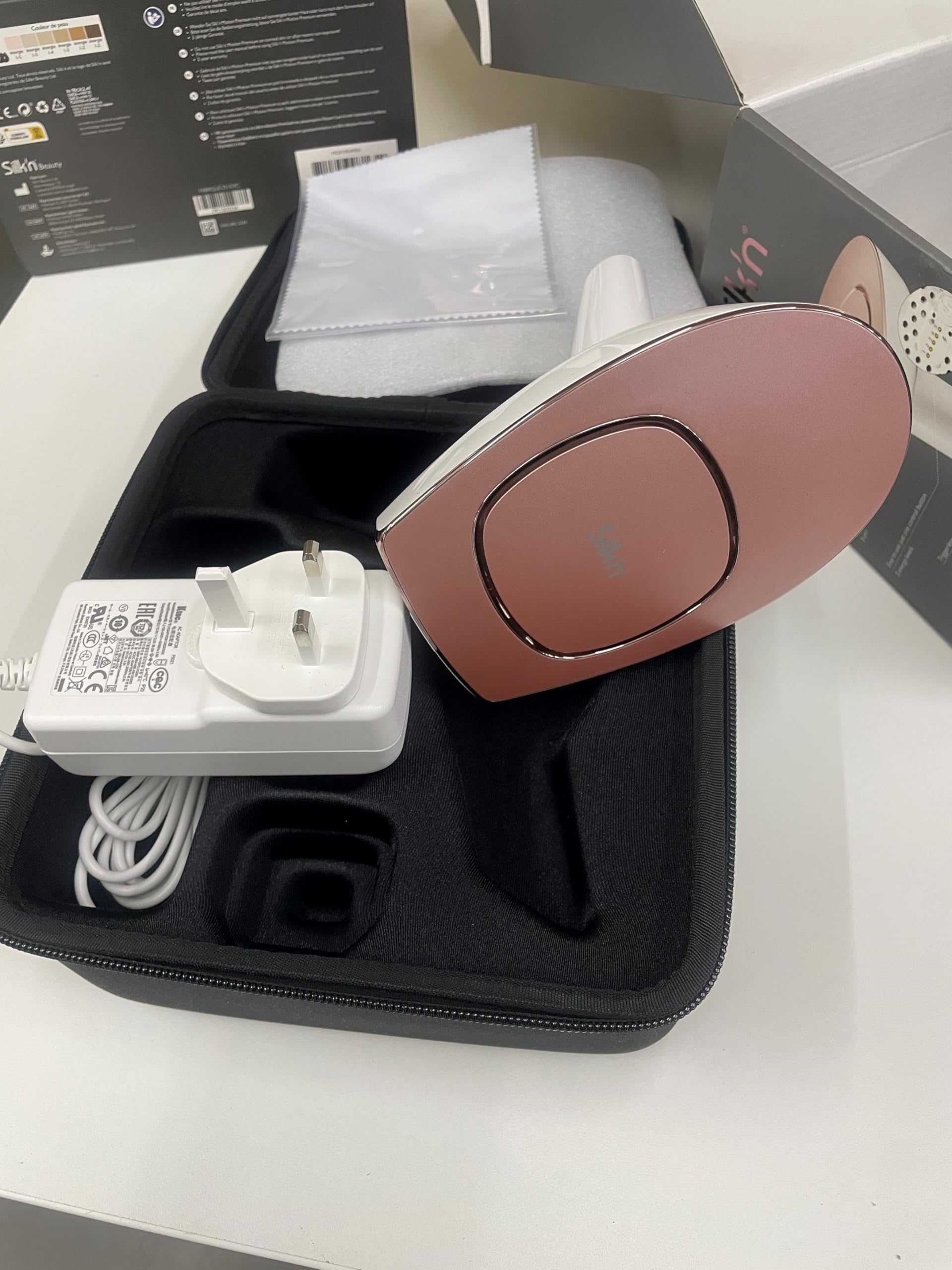 Silk'n Depiladora Luz Pulsada I Motion Premium | Dispositivo de Depilación HPL para Cara y Cuerpo | Adecuado para Pieles Claras y Oscuras I Oro Rosa