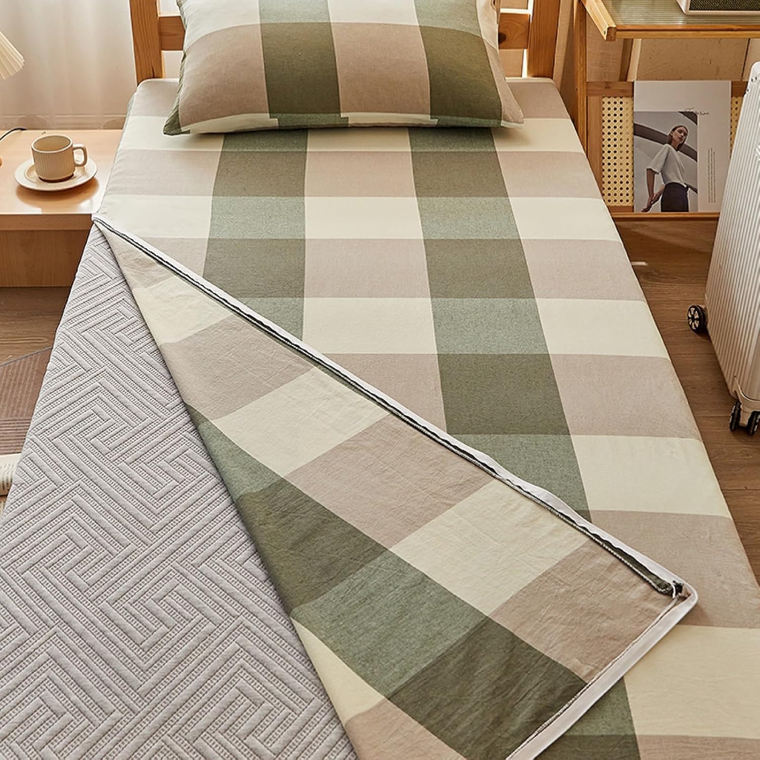 Futon Floor Mattress Cover with Zipper Queen Size, Soft Cotton Japanese Futon Mattress Pad Cover Dustproof Protector for Dormitory(E,35x78.8in/90x200cm)