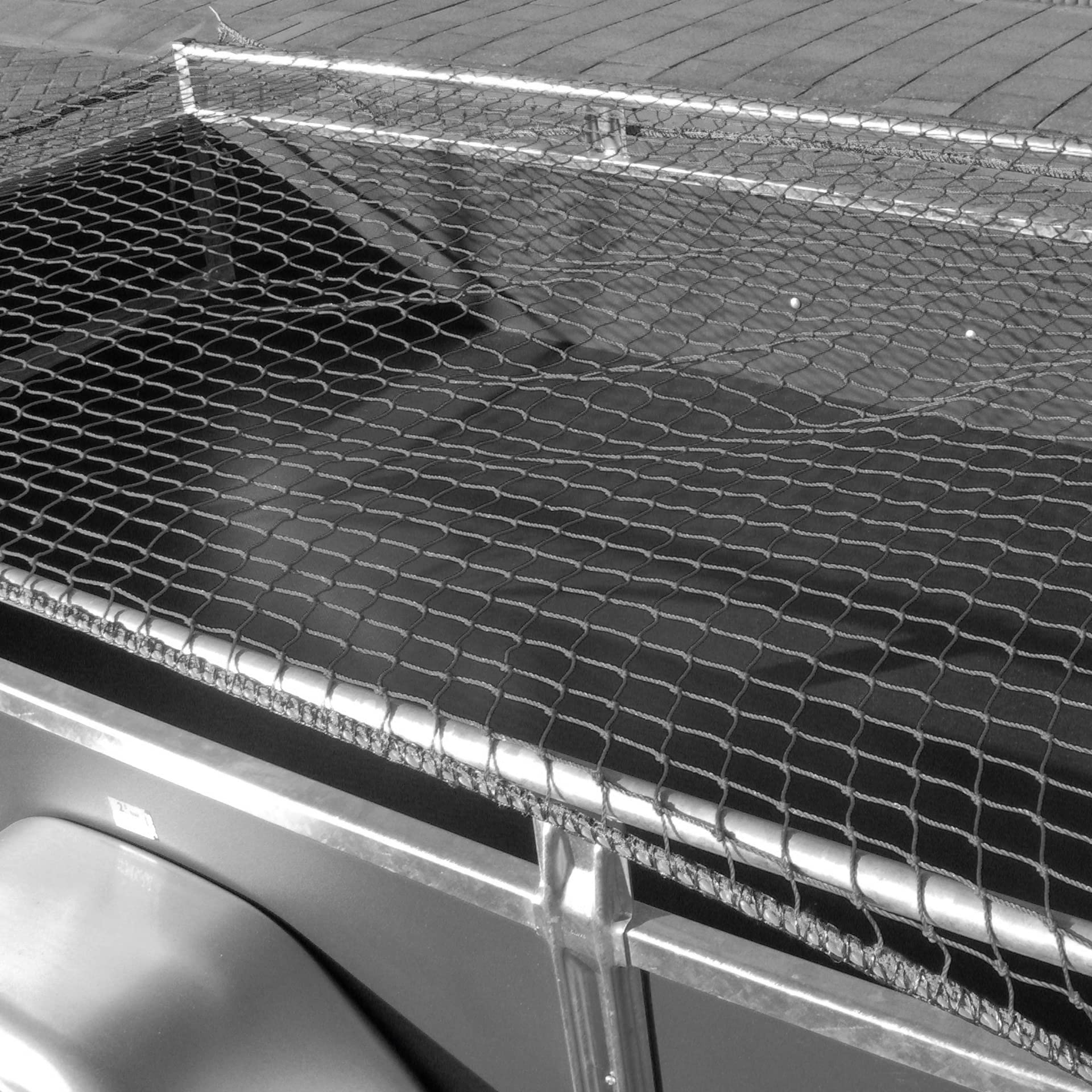 Carpoint Anhängernetz Elastischer Rand 250x450cm | Sichere Abdeckung der Ladung | Langlebiges Material | Einfache Installation | Maschenweite 55x55mm, Drahtstärke 3,5mm