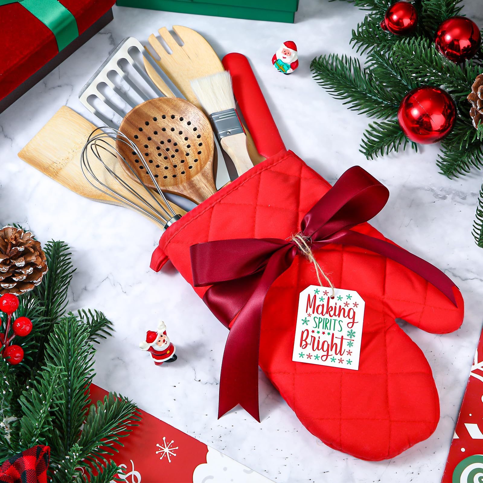 Roshtia Juego de guantes de horno rojos de Navidad, juego de regalo de Navidad para hornear que incluye guantes de horno resistentes al calor, raspadores, batidores, espátulas, coladores para amigos