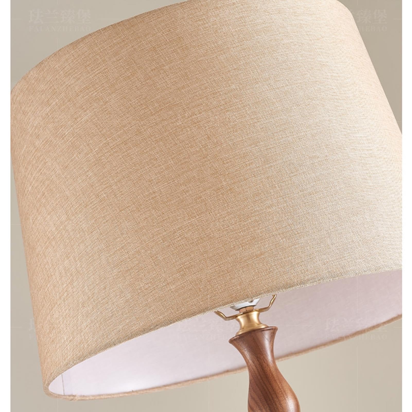 Lampada da Terra in Legno, Lampada da Terra Alta Naturale con Paralume in Lino, Attacco E27, Lampada Ad Angolo Lounge Rustica Vintage Lampadina E27 Inclusa