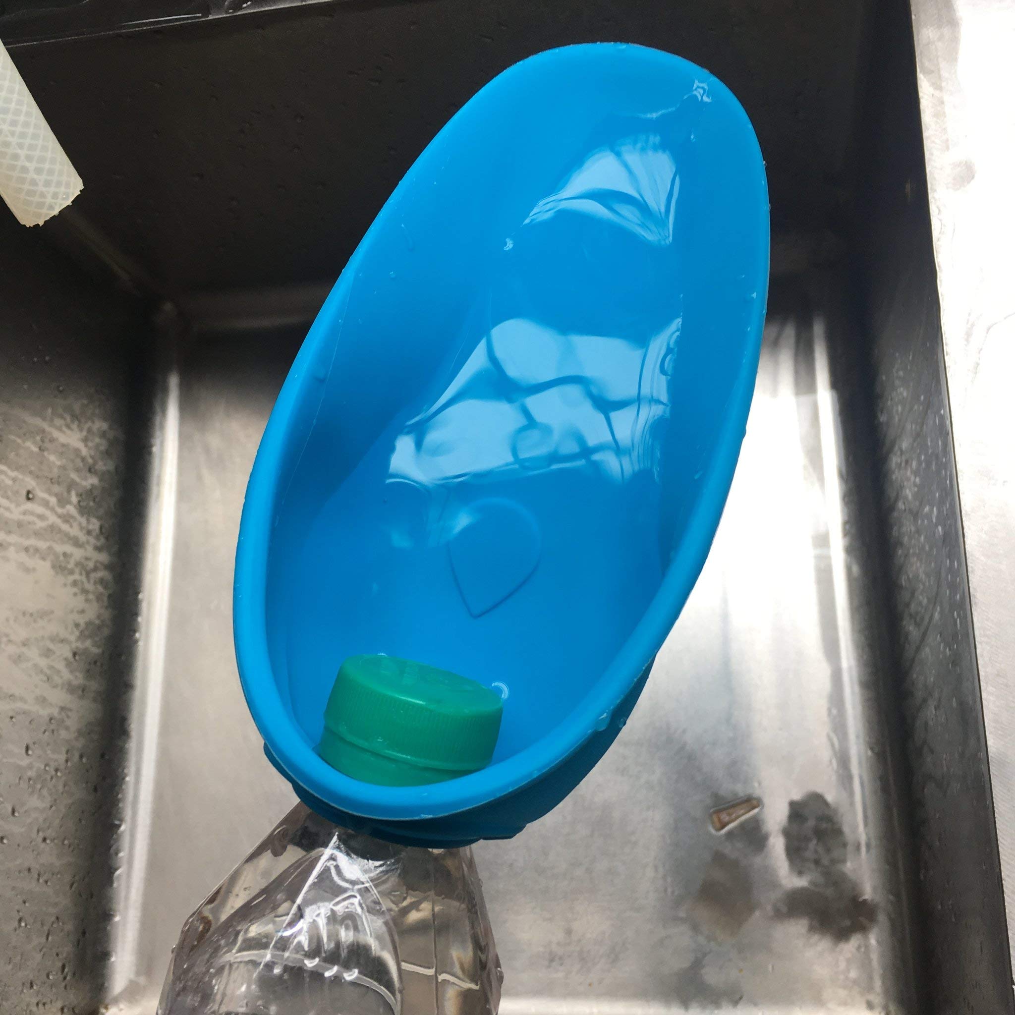 Abbeveratoio portatile | Silicone, senza BPA | Adattabile a qualsiasi tipo di bottiglie, per tutti i tipi di animali domestici (cani, gatti, ecc)