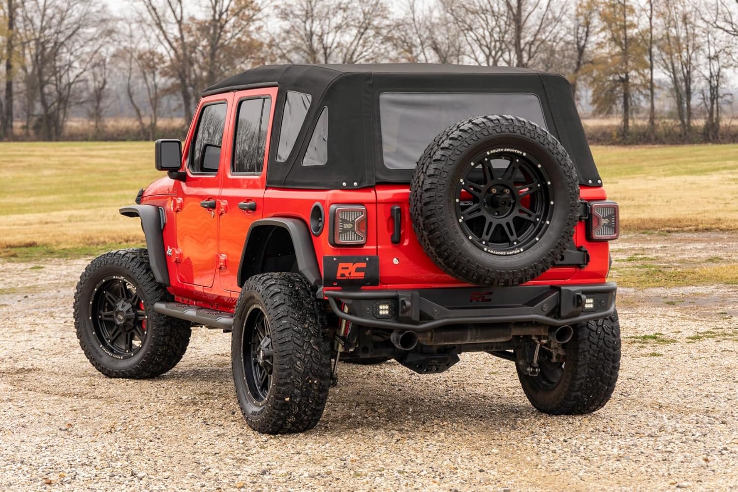 Rough Country Oval Nerf Steps for Jeep Wrangler Unlimited (2018-2025) 4-Door - OEM Style Rails with Built-in Side Steps