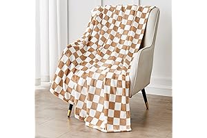 Cozy Brown Checkered Blanket: Perfect Addition to Your Home