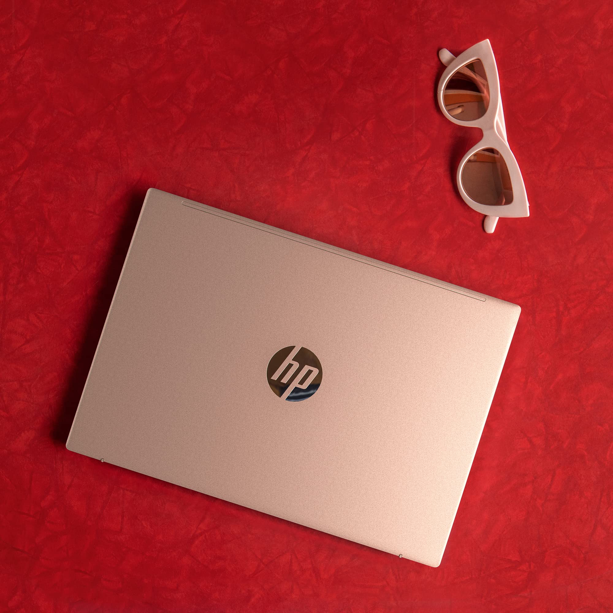 Hp Pavilion Aero Laptop 13.3 Inches Wuxga Ips 400 Nits Screen, Amd
