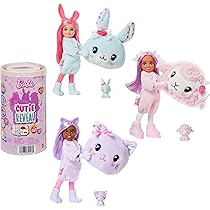 Barbie – Chelsea Cutie Reveal Care Bears Serie 2, mini bambola con costume di peluche e 6 accessori a sorpresa con effetto cambia colore, 3+ anni, JMW63