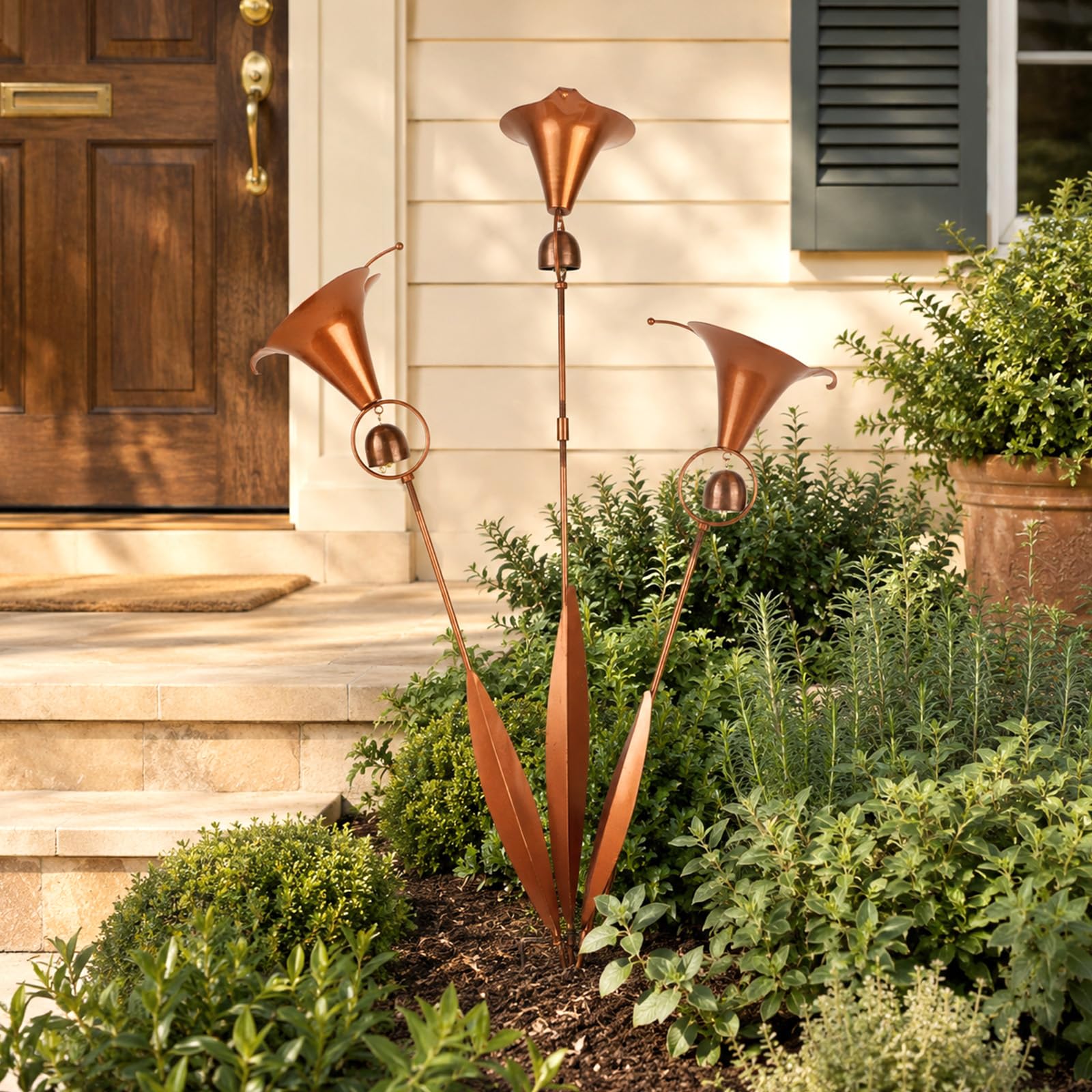 Flamed Copper Three Calla Lilies Garden Stake with Triple Bells, 61cm/24in Handmade Metal Flower Plant Stake Rustic Wind Chime Ornament for Patio Decor Backyard Accents Garden Pathways