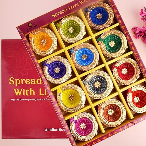 SATVIK - 12 piezas de arcilla multicolor Diya terracota Dia tradicional Puja Vilakku lámpara de aceite natural Mitti Diya luz de té de bienvenida