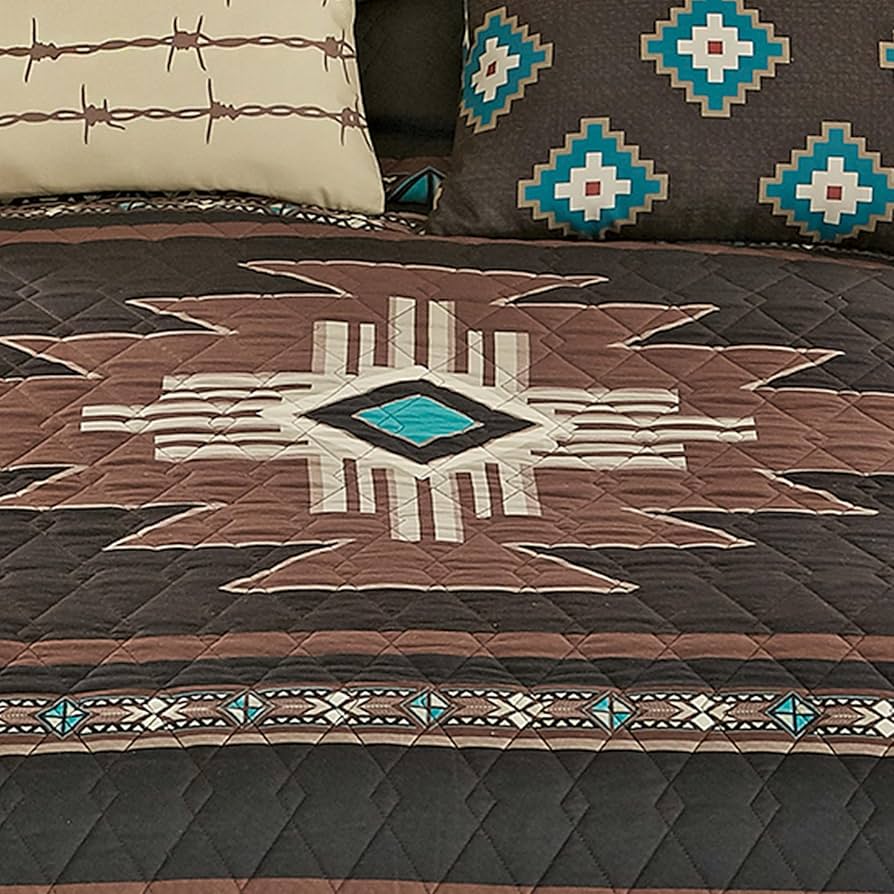 BLACK FOREST DECOR Navajo Pass Quilt Bed Set ... - Amazon.com