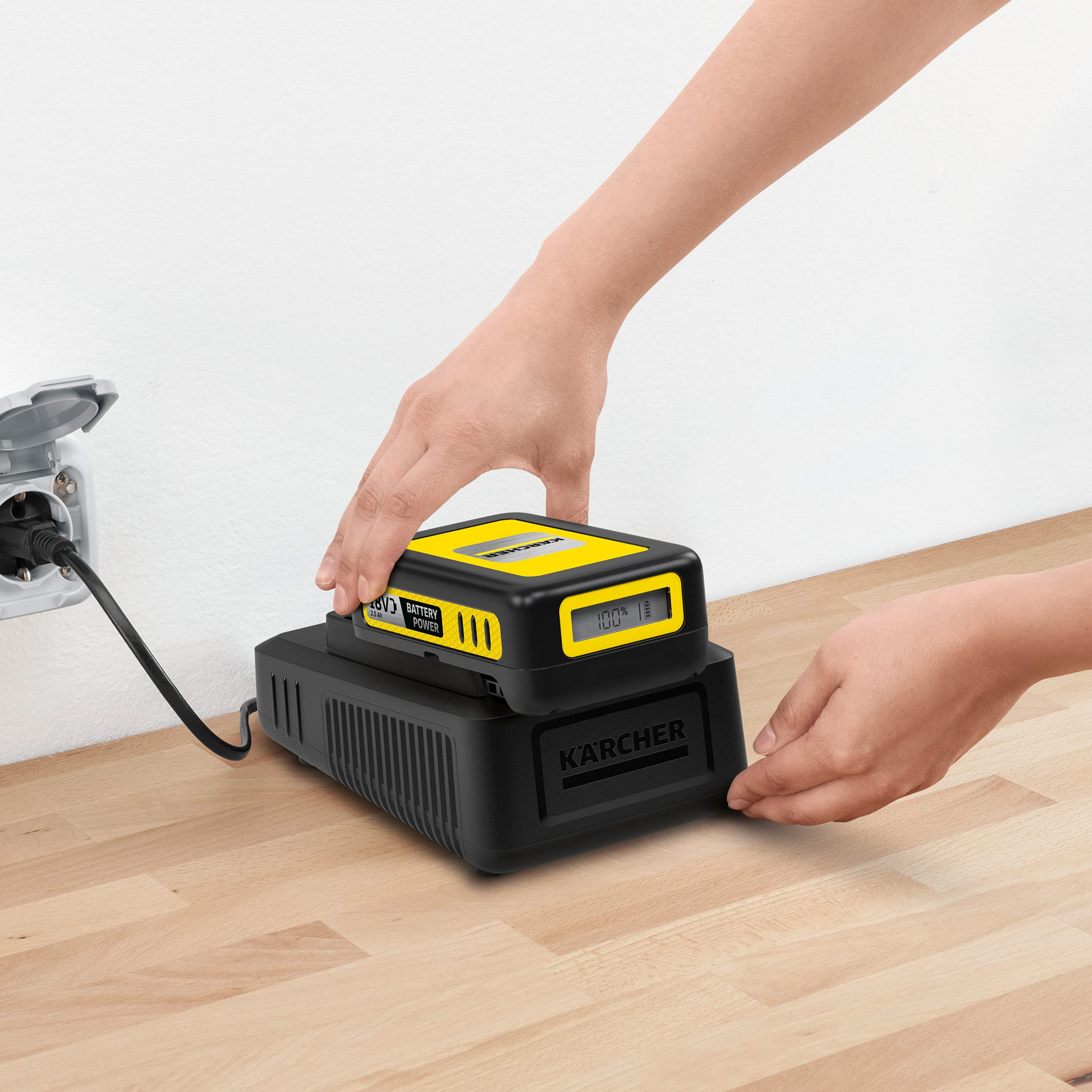 Kärcher Batería Recargable Ión de Litio 2400 mAh 18 V (2.445 - 034.0), Negro/ Amarillo