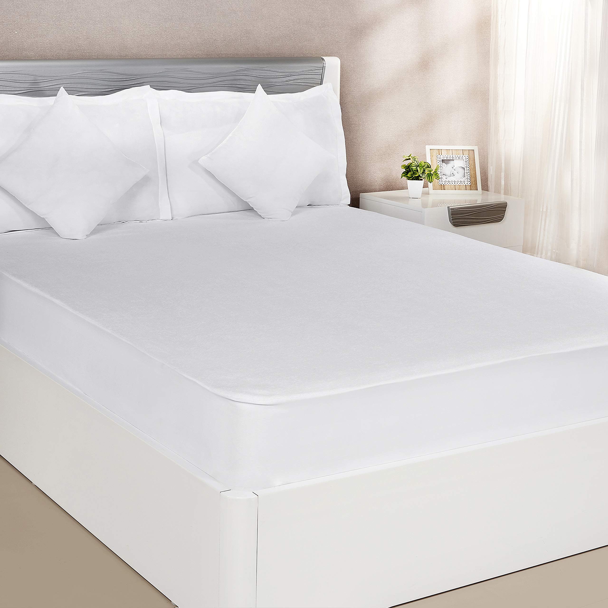 Amazon Brand - Solimo Waterproof Terry Cotton Mattress Protector, 72x60 inches, Queen Size (White)-image-10