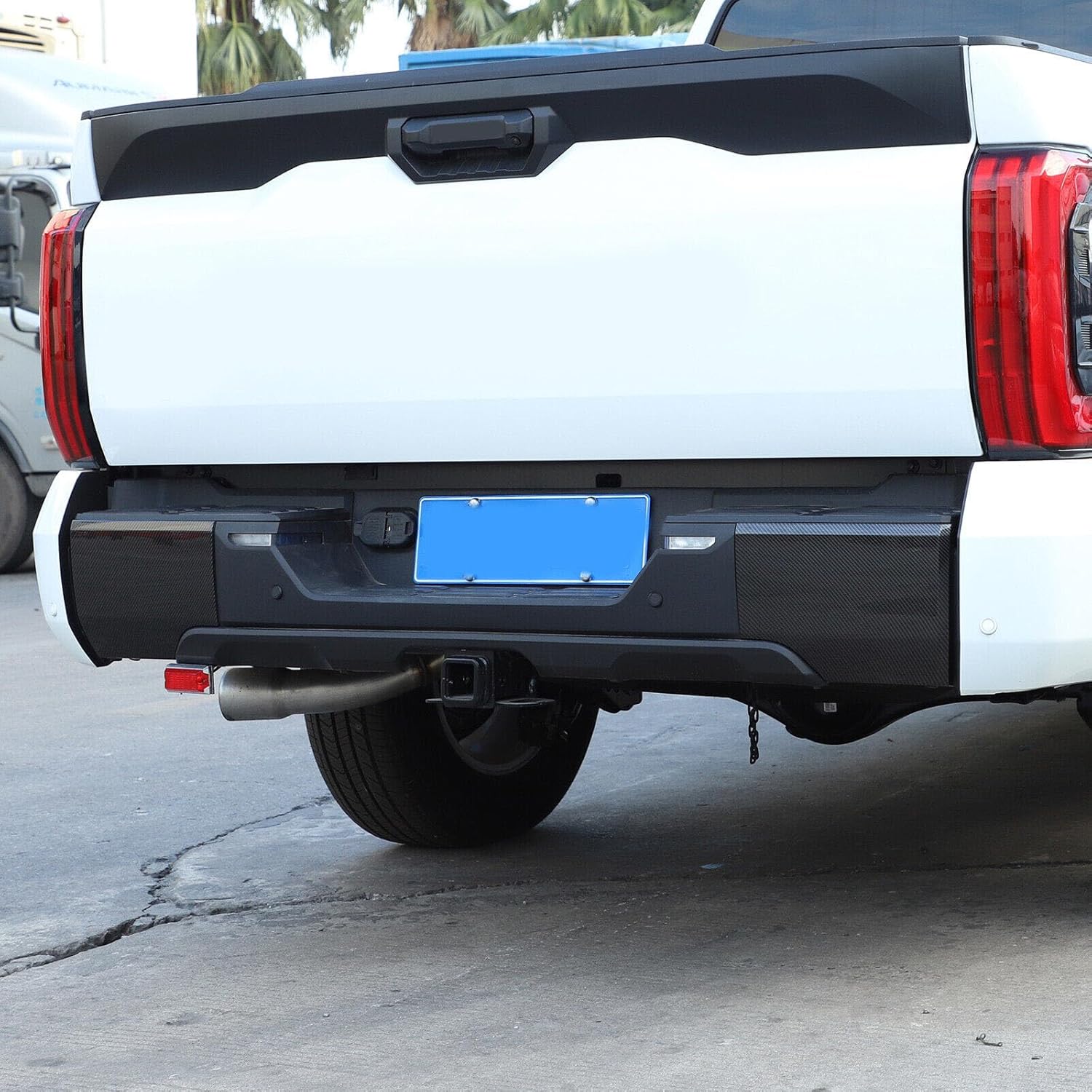 Car Accessories Fit for Toyota Tundra 2022 2023 ABS Exterior Rear Bumper Protector Corner Anti-Collision Corners Patch Trim (Carbon Fiber) 2PCS Set