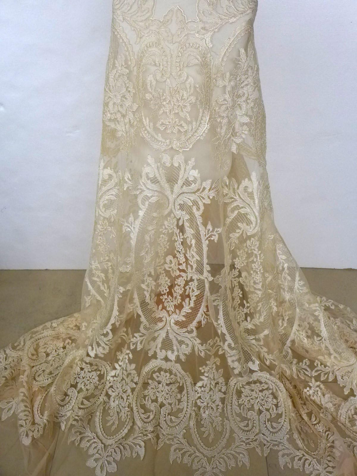 New Arrived Black/Ivory Robin on Netting Embroidered Beautiful Wedding/Evening Dress Lace Fabric 51'' Width by Yard