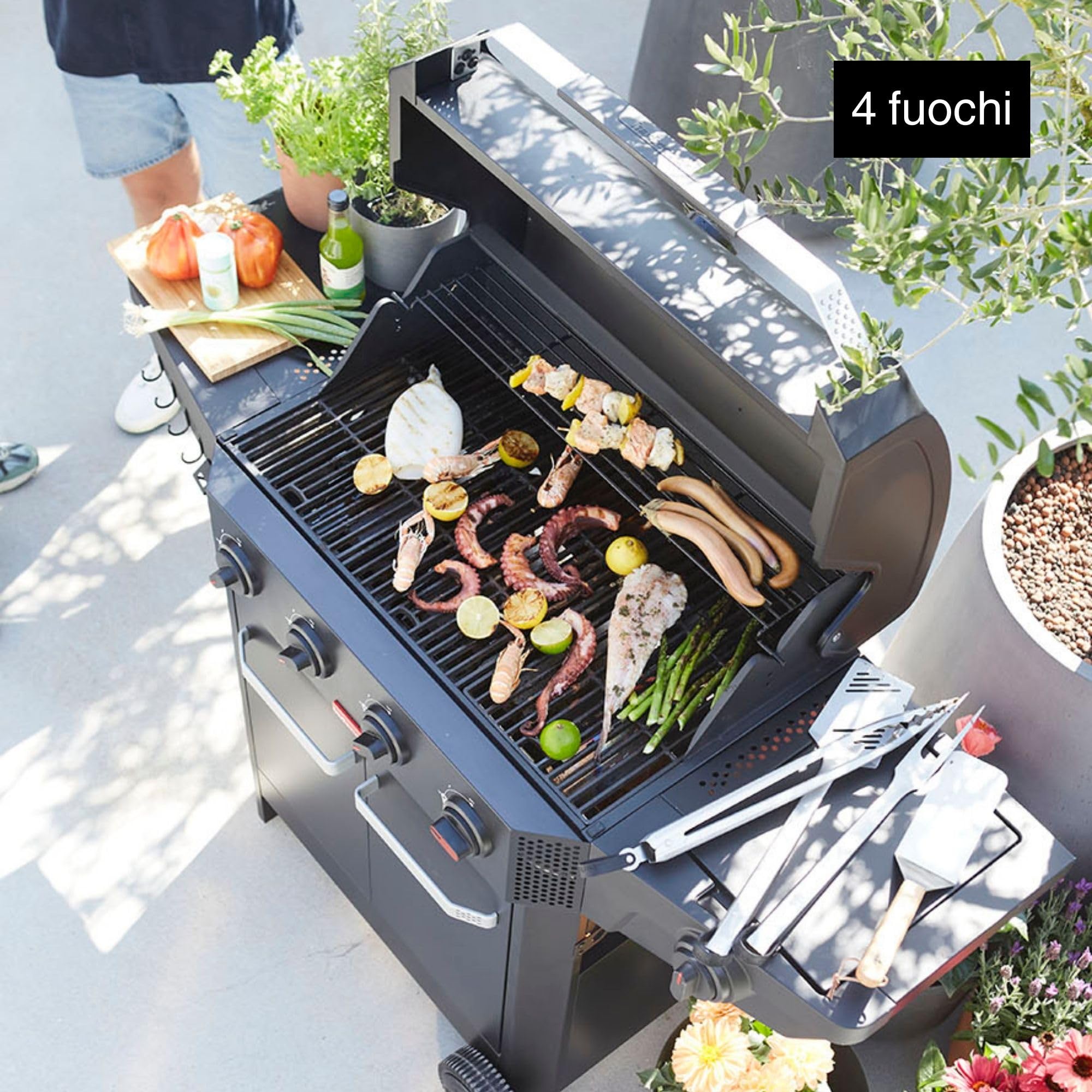 Barbecook grill gazowy Luca 412 145.4x60.3x112.3cm czarny z szafką i palnikiem bocznym