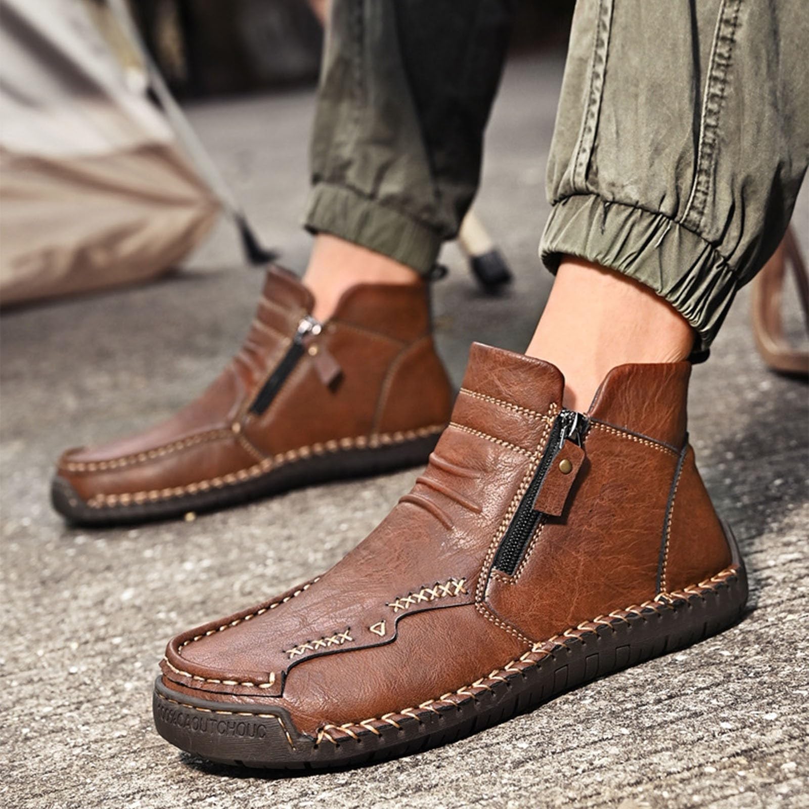 Pumio Chaussures de randonnée en Cuir Faites à la Main for Hommes | Fermeture éclair latérale, doublure polaire chaude, semelle en caoutchouc flexible, for la conduite(Dark brown,45 EU)