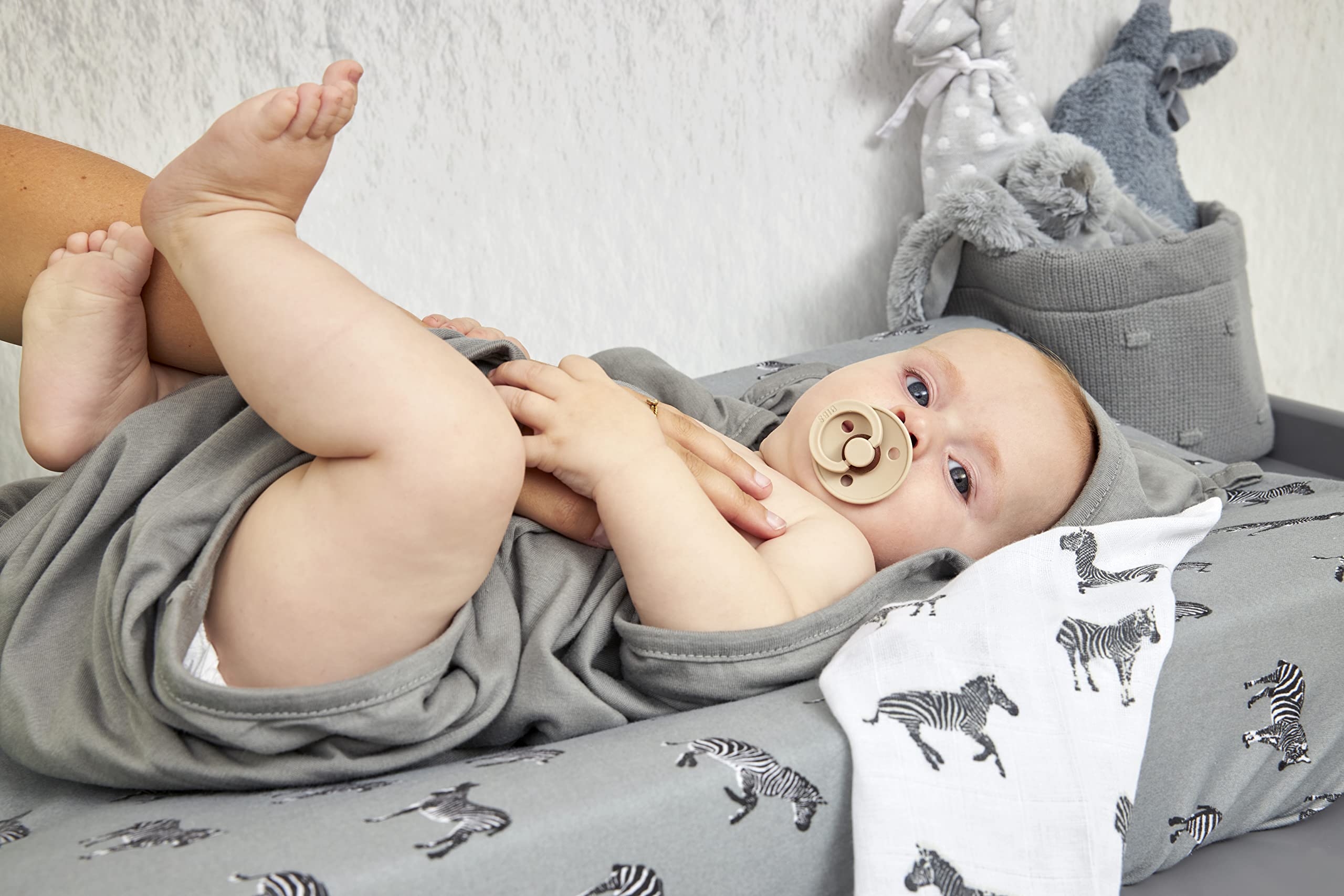 Meyco Baby Hooded Towel Cheetah Plain Grey 80 x 80 cm Pack of 2, Gray, 80x80cm - Image 4