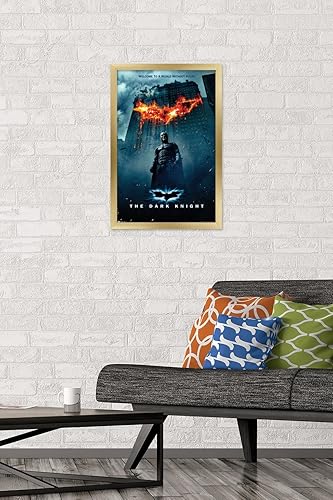 Miniatura 7 de Trends International DC Comics Movie - The Dark Knight - Póster de pared de una hoja con logotipo de Batman en fuego, 22.375 x 34 pulgadas, paquete