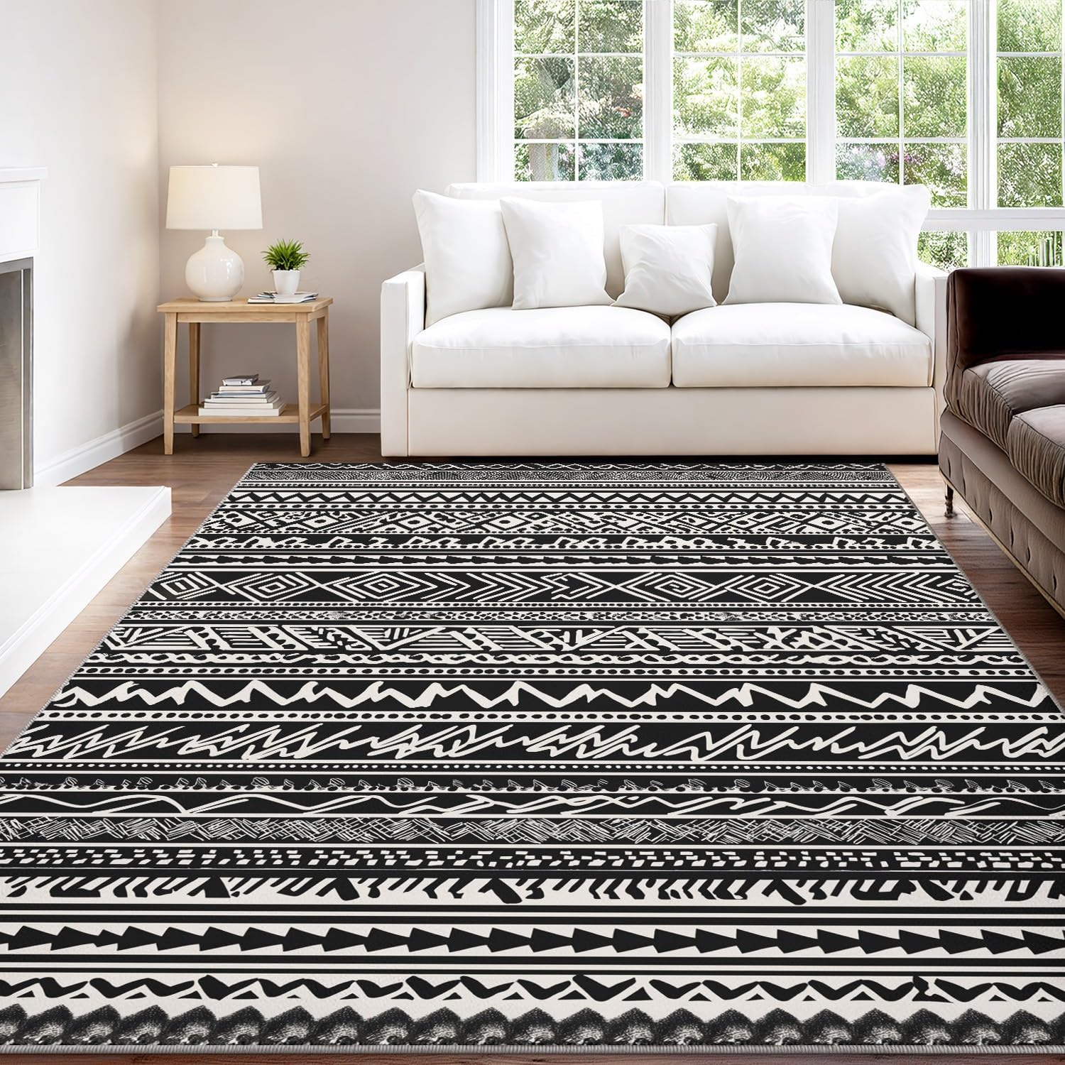 Tapis Bohème Rayé - Tapis Géométrique Tribal Chevron Diamant - Flanelle Doux Antidérapant à Poils Courts - pour Salon Chambre Cuisine Salle à Manger, Noir Blanc 120 x 180 cm