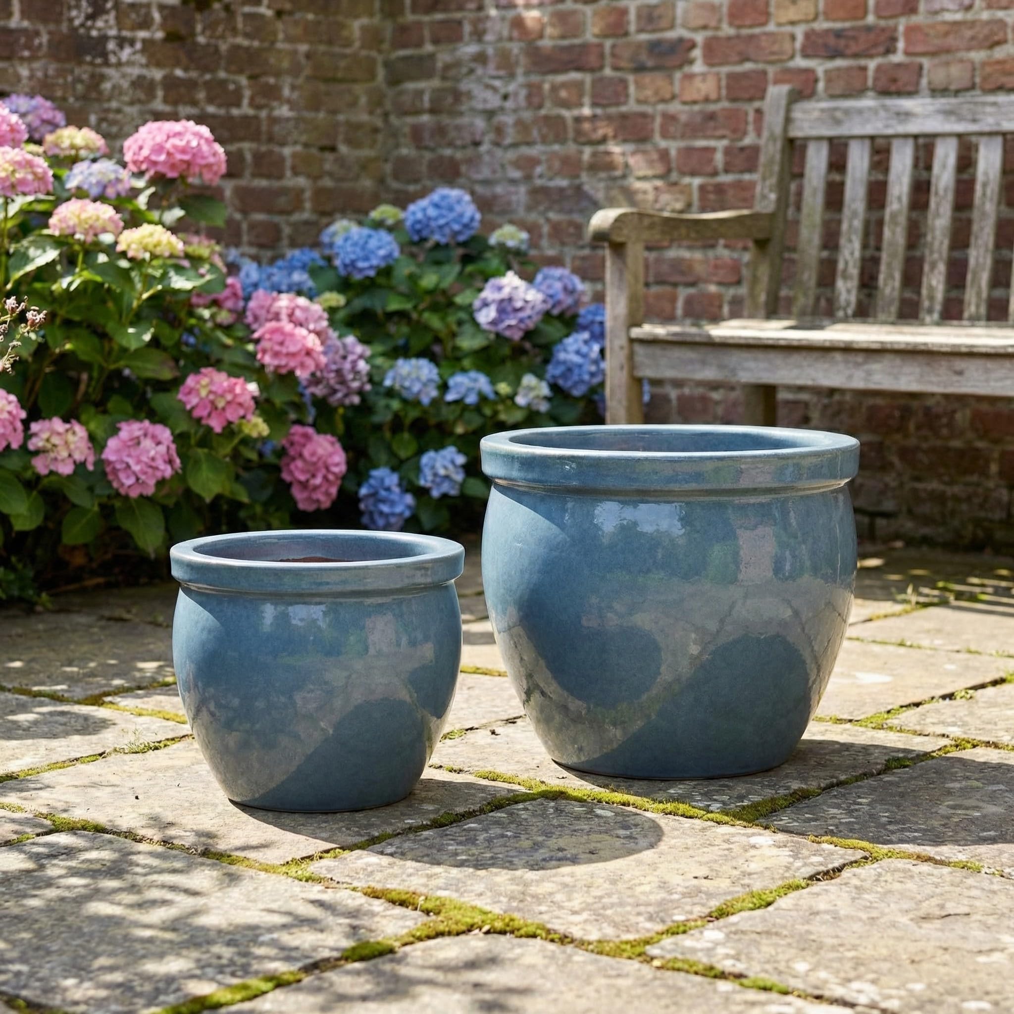 Teramico Premium Keramik Pflanzkübel Garten (Oktober Grau, 37cm x 31cm) | Massiv gearbeitet und absolut frostfest. Von Hand gefertigtes Pflanzgefäß mit Abwasserloch für Garten und Terrasse.