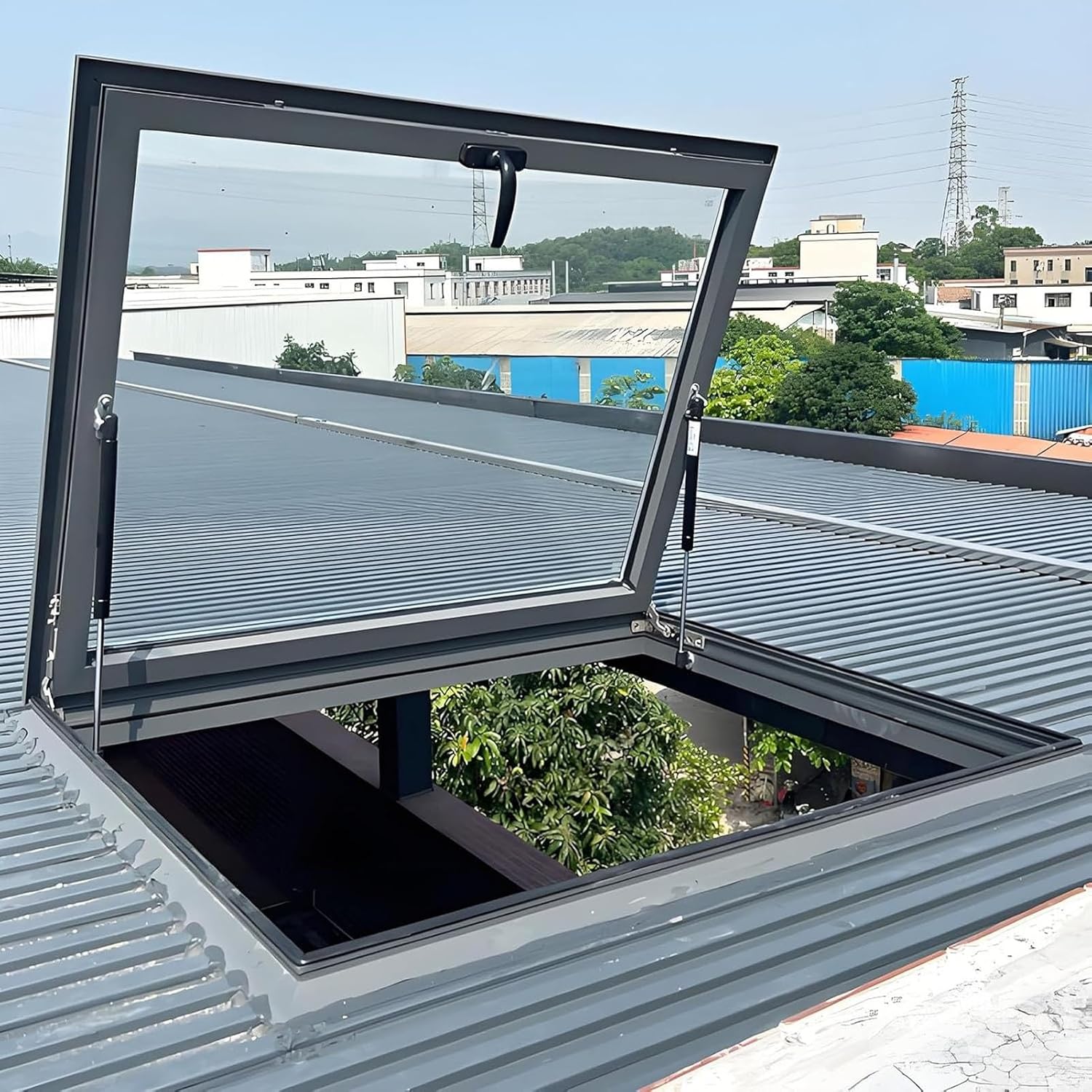 JKGHK Skylight Roof Window, Sloped Flat Roof Skylight Cover Attic Sun Room Underground Lighting Well Window, Multi-Angle Roof Viewing Aluminium Windows(LxW 60x55cm/23.6x21.7in)