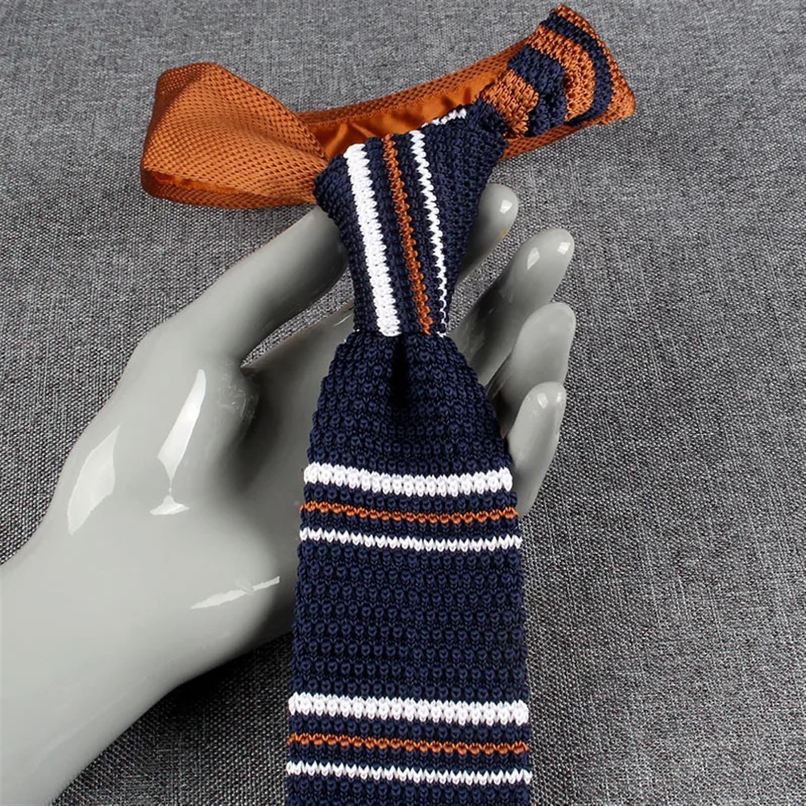 Générique cravate pour homme Cravates en tricot Cravate décontractée for garçons et filles, cravate rayée tricotée, de mariage for marié, vêtements cou for hommes