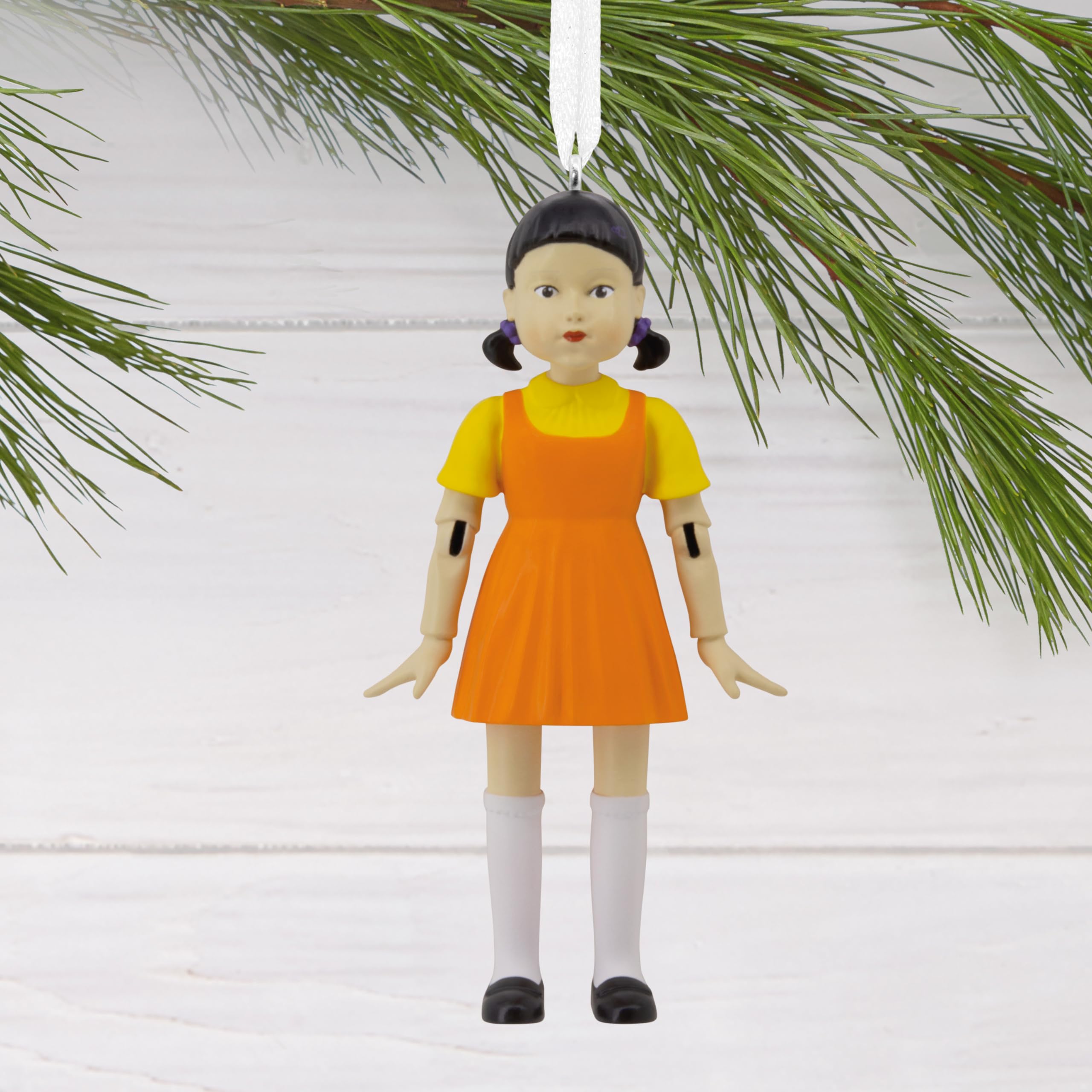 Amazon.co.jp: Hallmark Netflix イカゲーム Young-HEE 人形