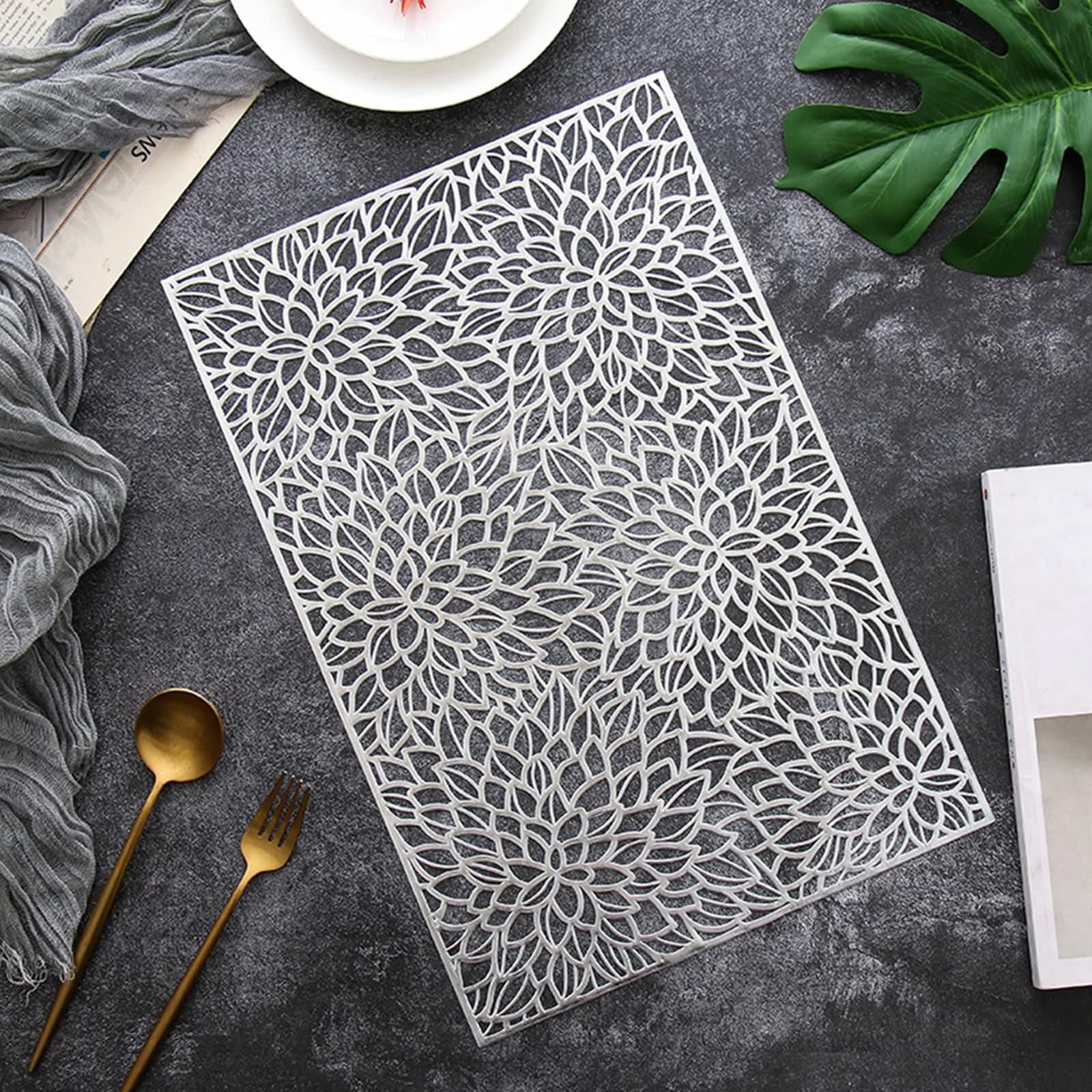 Set de Table Rectangulaire, sous Assiette Argentée Lot de 6 À Motifs de Fleurs d'hibiscus PVC Dessous de Table 30x45cm