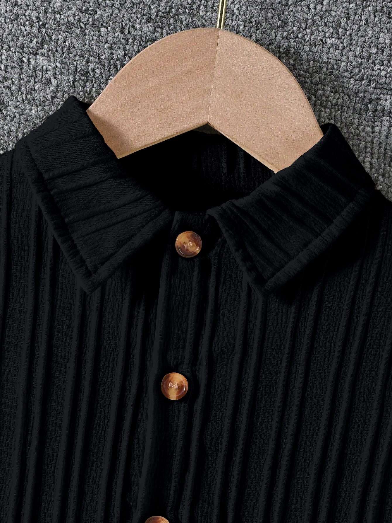 AVANOVA Conjunto de 2 piezas negro para niños, camisa de manga corta con botones frontales con pantalones cortos a juego, ropa casual de verano para niños, mezcla de poliéster ligera, ropa escolar y